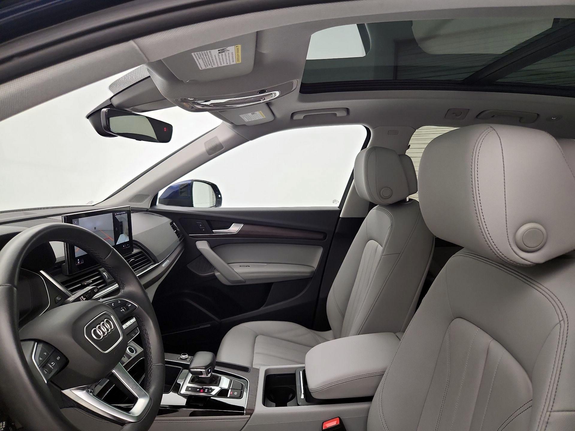 Thumbnail: 2022 Audi Q5 - 19