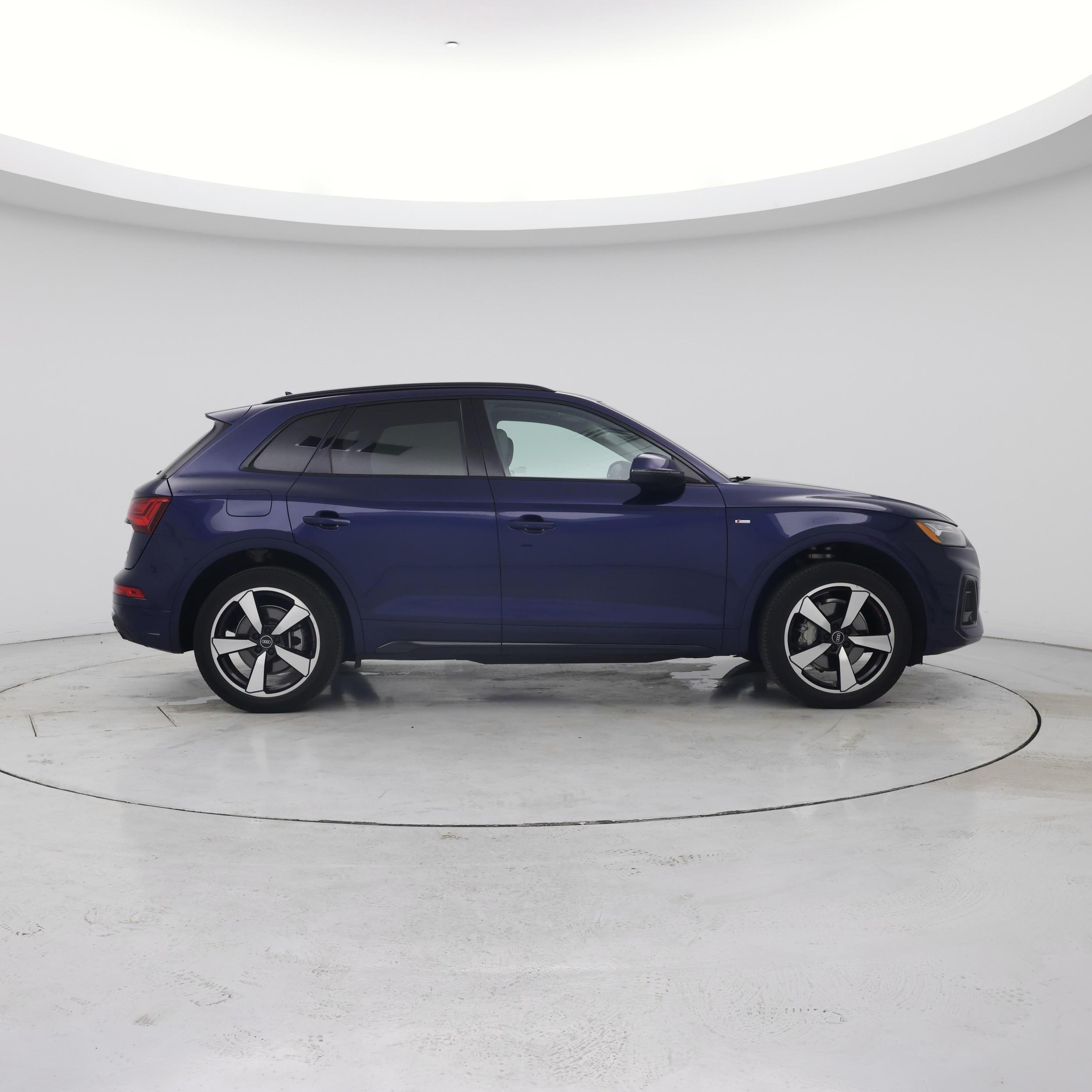 Thumbnail: 2022 Audi Q5 - 7