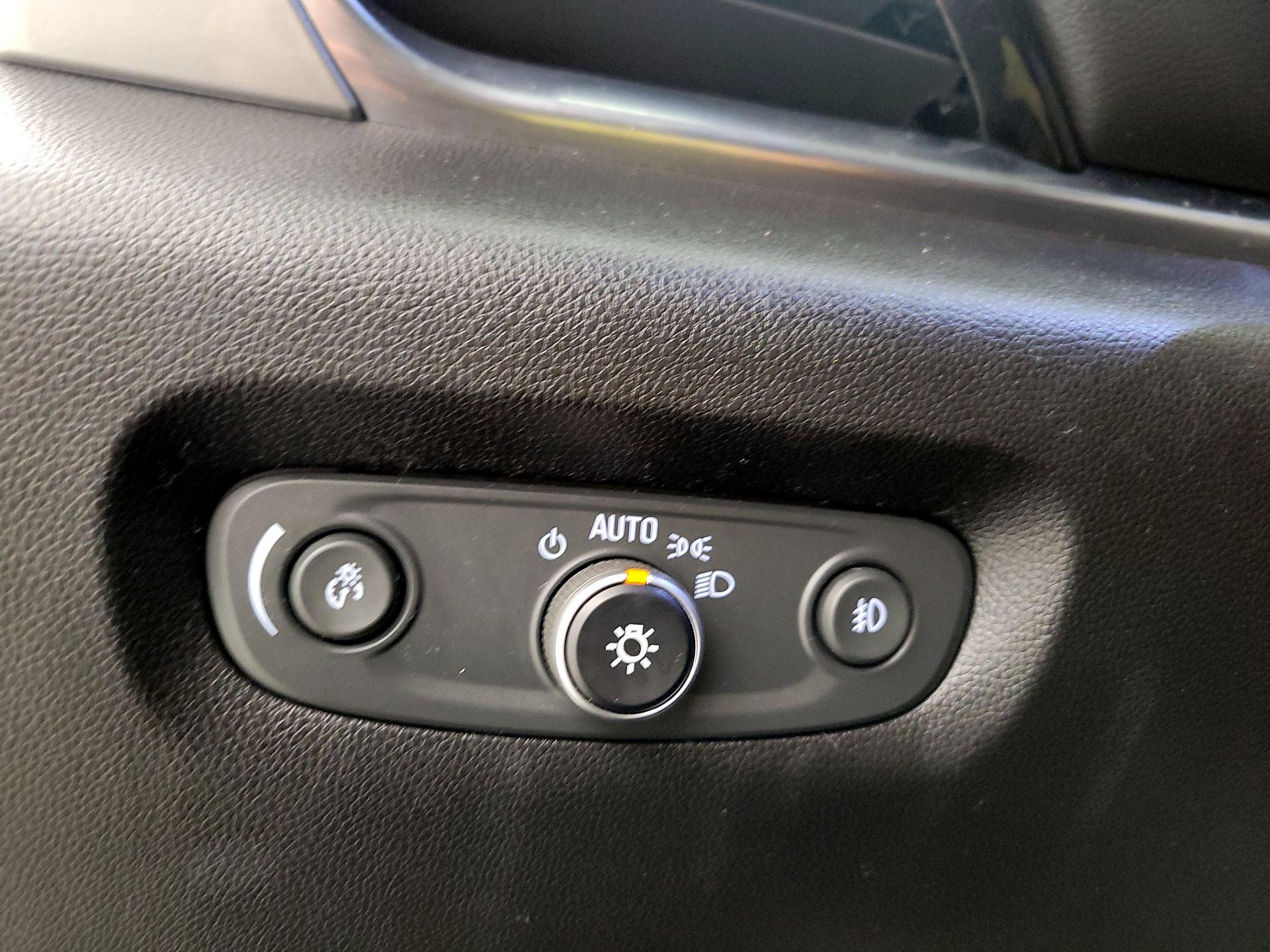 Thumbnail: 2019 Chevrolet Traverse - 13