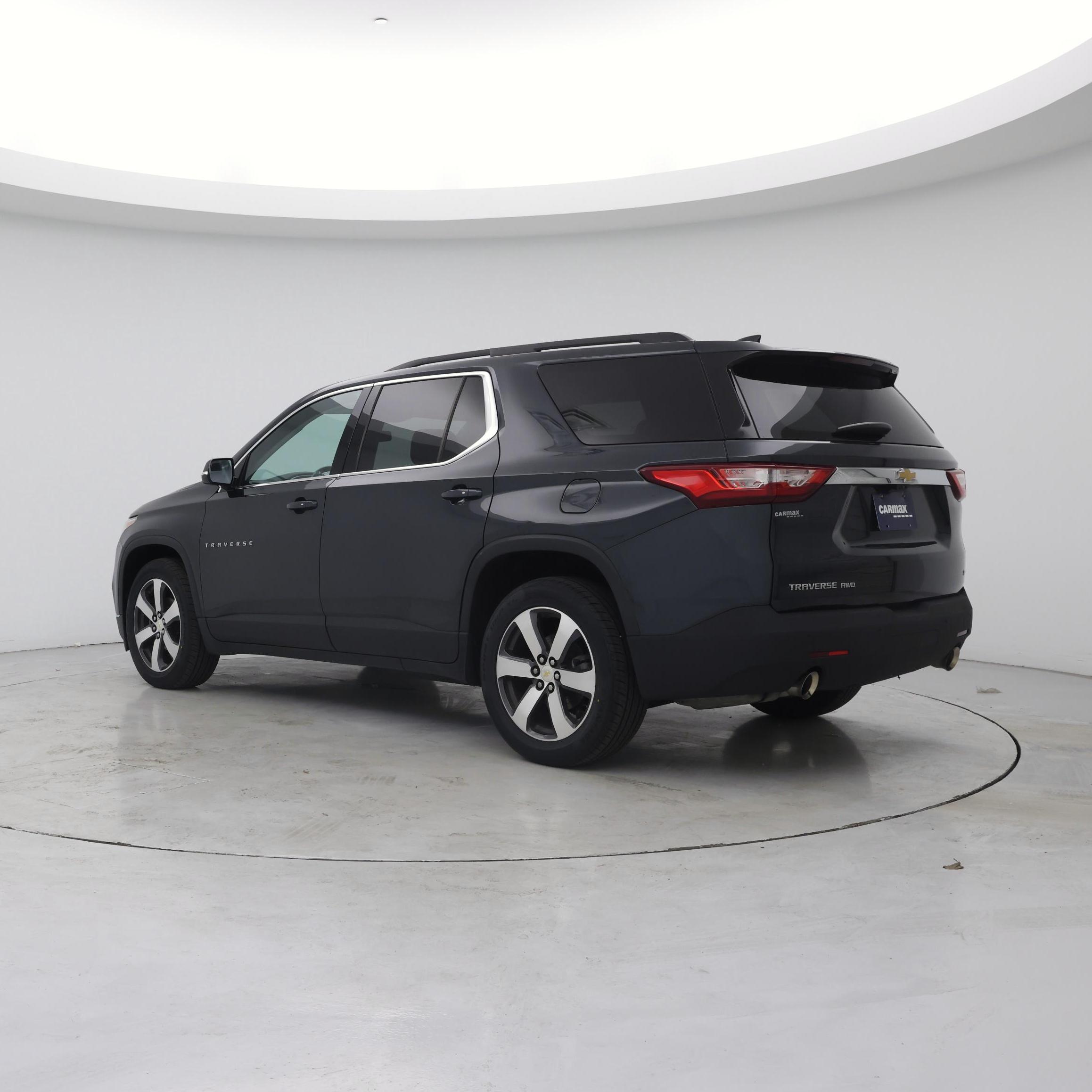Thumbnail: 2019 Chevrolet Traverse - 2