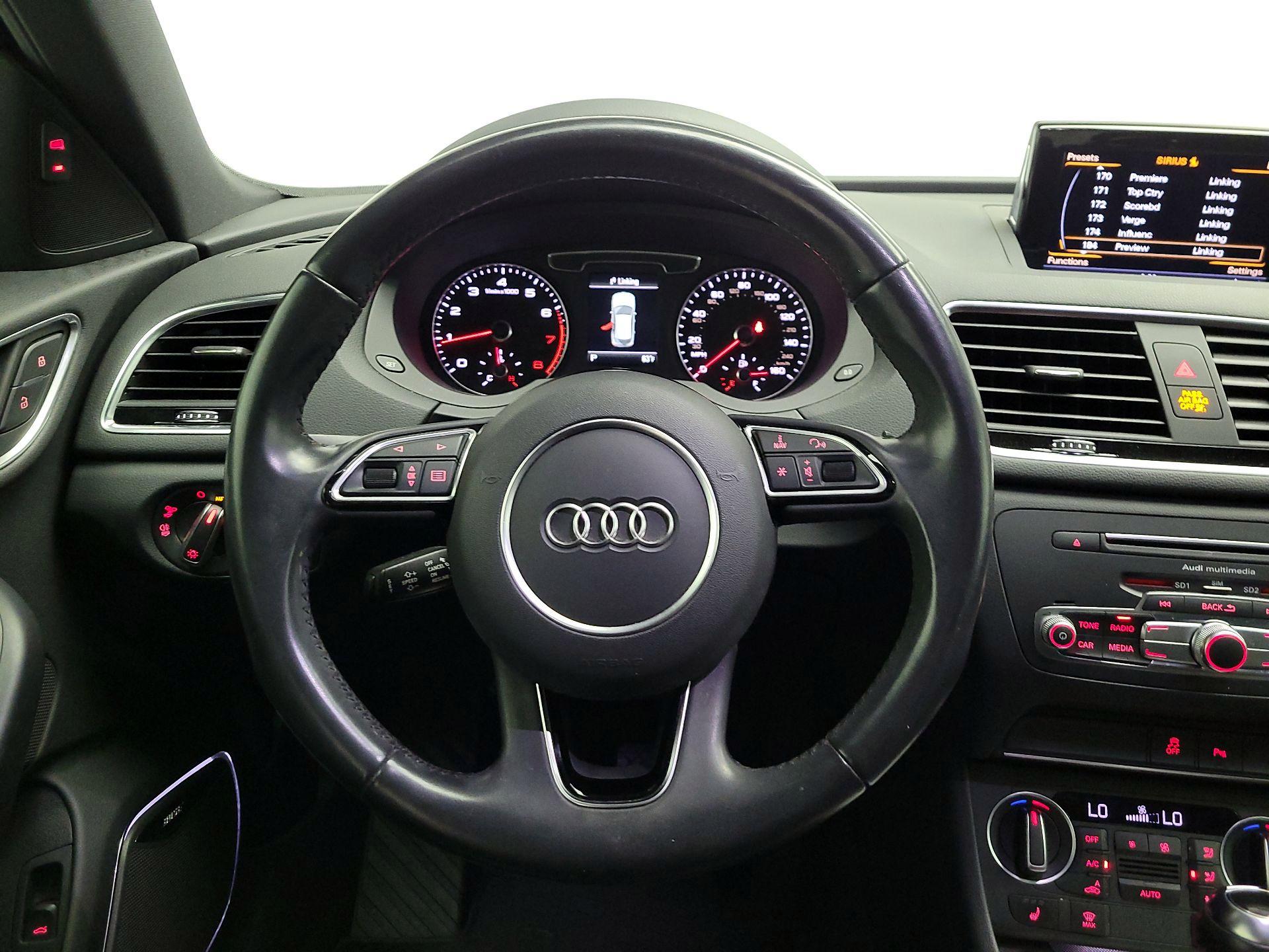 Thumbnail: 2018 Audi Q3 - 10