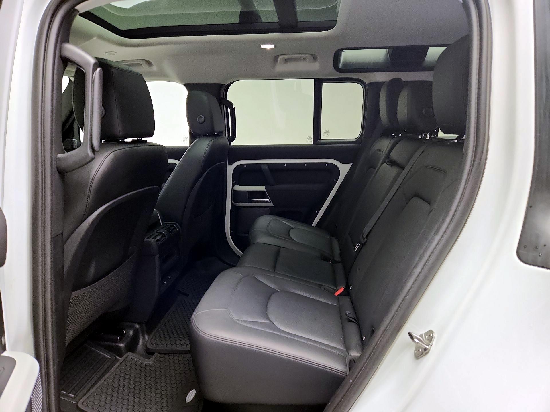 Thumbnail: 2023 Land Rover Defender - 20