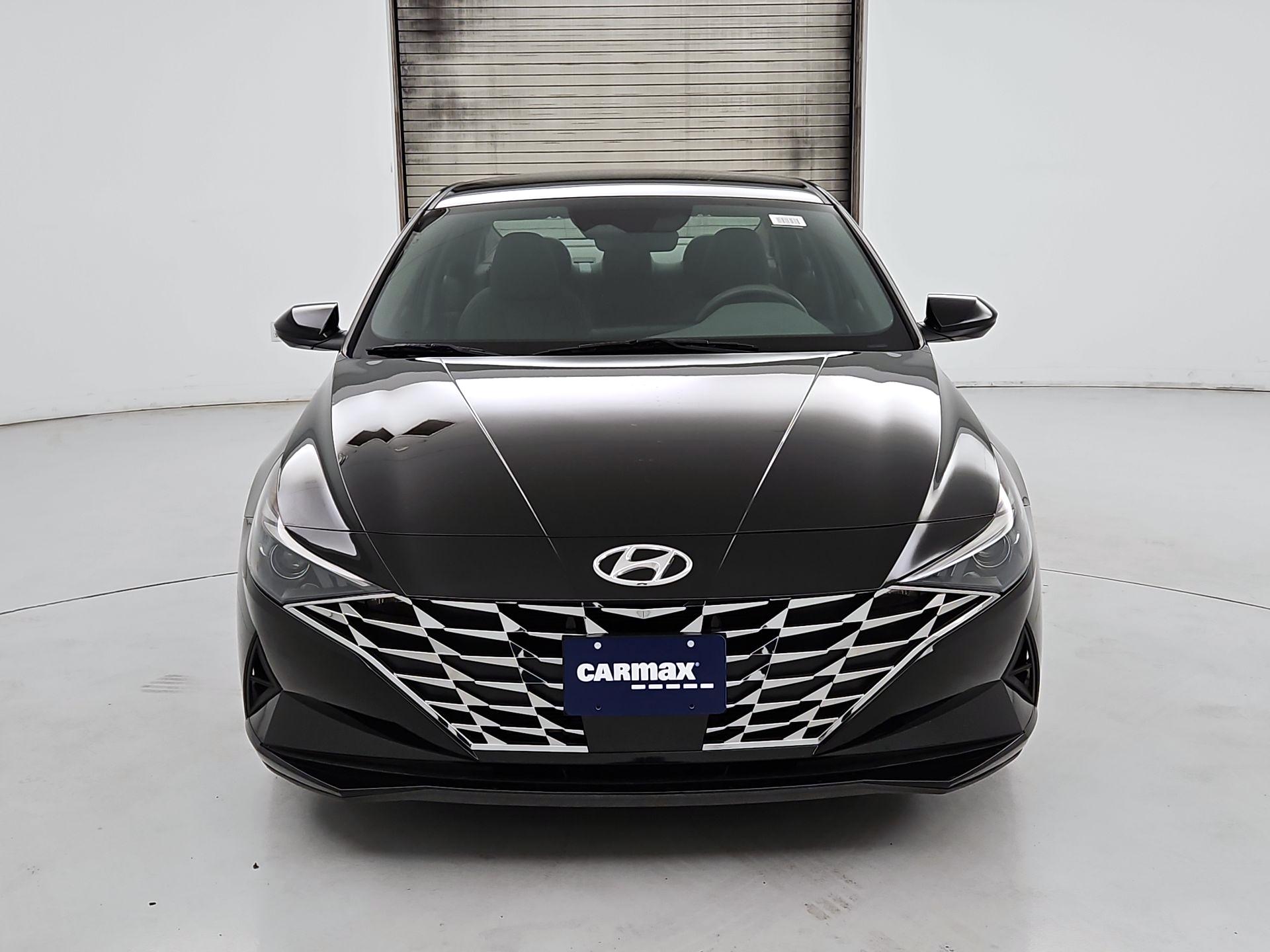 Thumbnail: 2023 Hyundai Elantra - 2