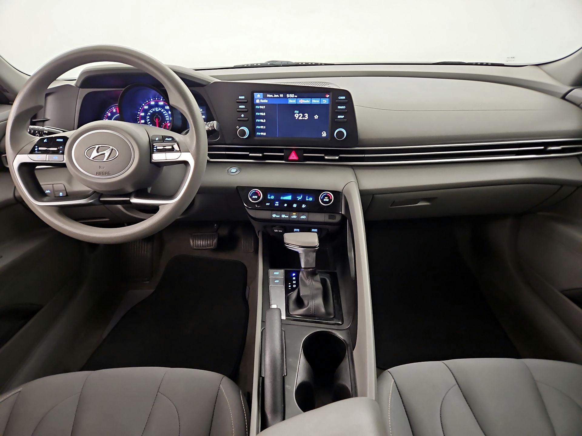 Thumbnail: 2023 Hyundai Elantra - 8