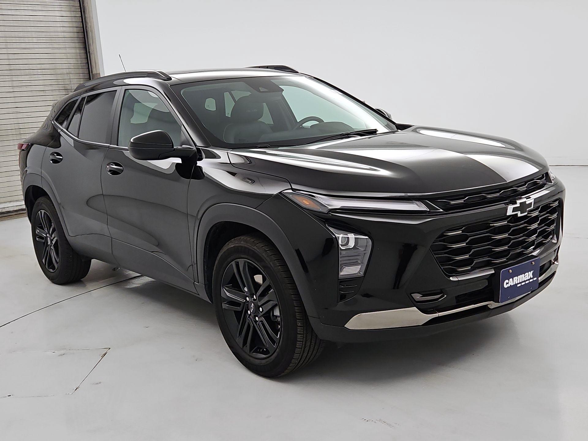 Thumbnail: 2025 Chevrolet Trax - 1