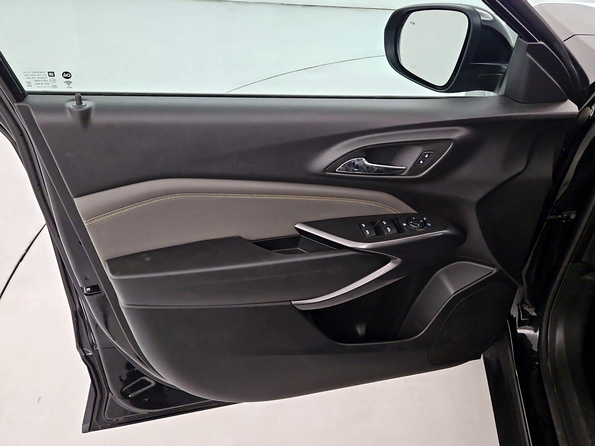 Thumbnail: 2025 Chevrolet Trax - 10
