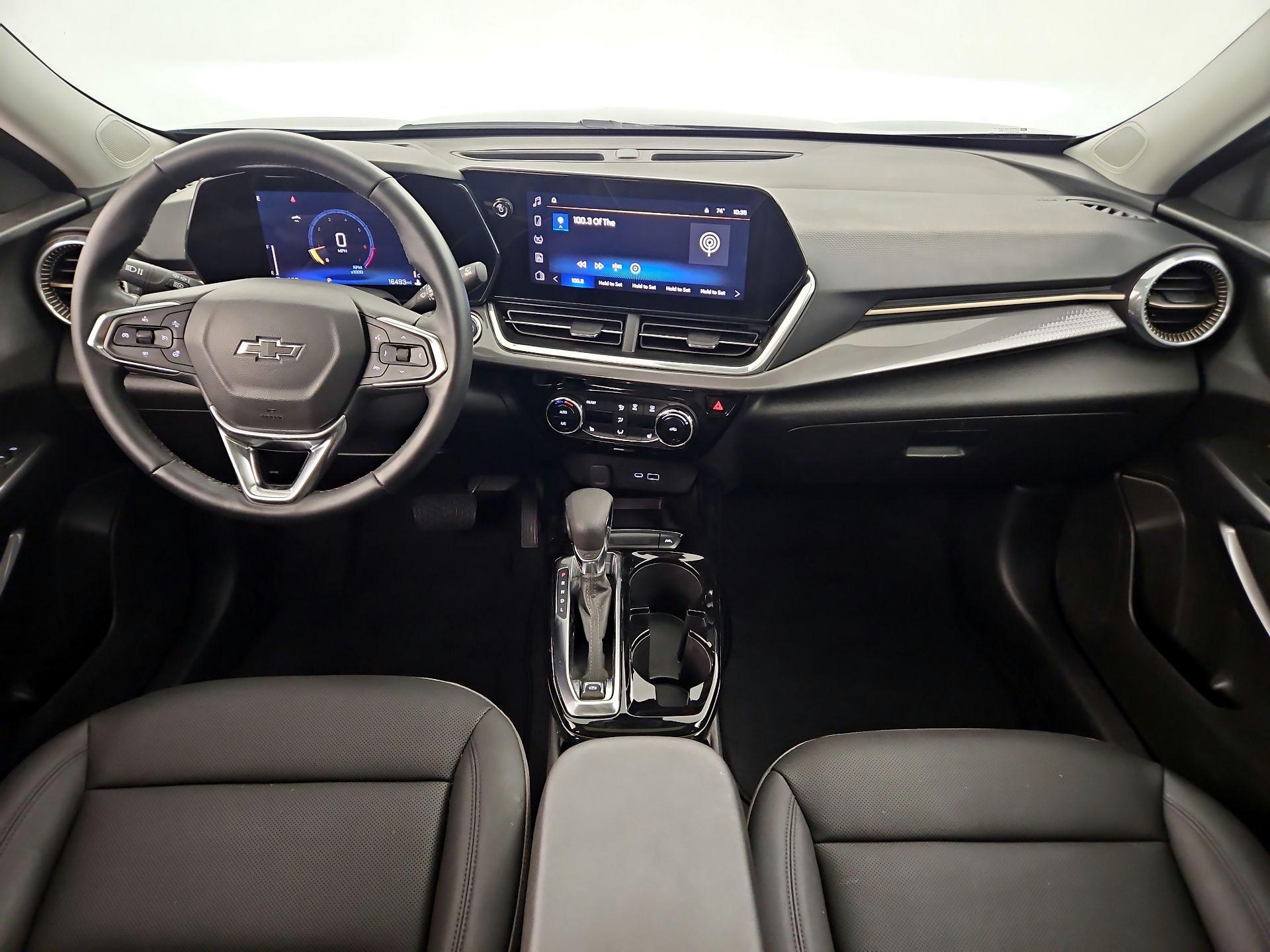 Thumbnail: 2025 Chevrolet Trax - 8