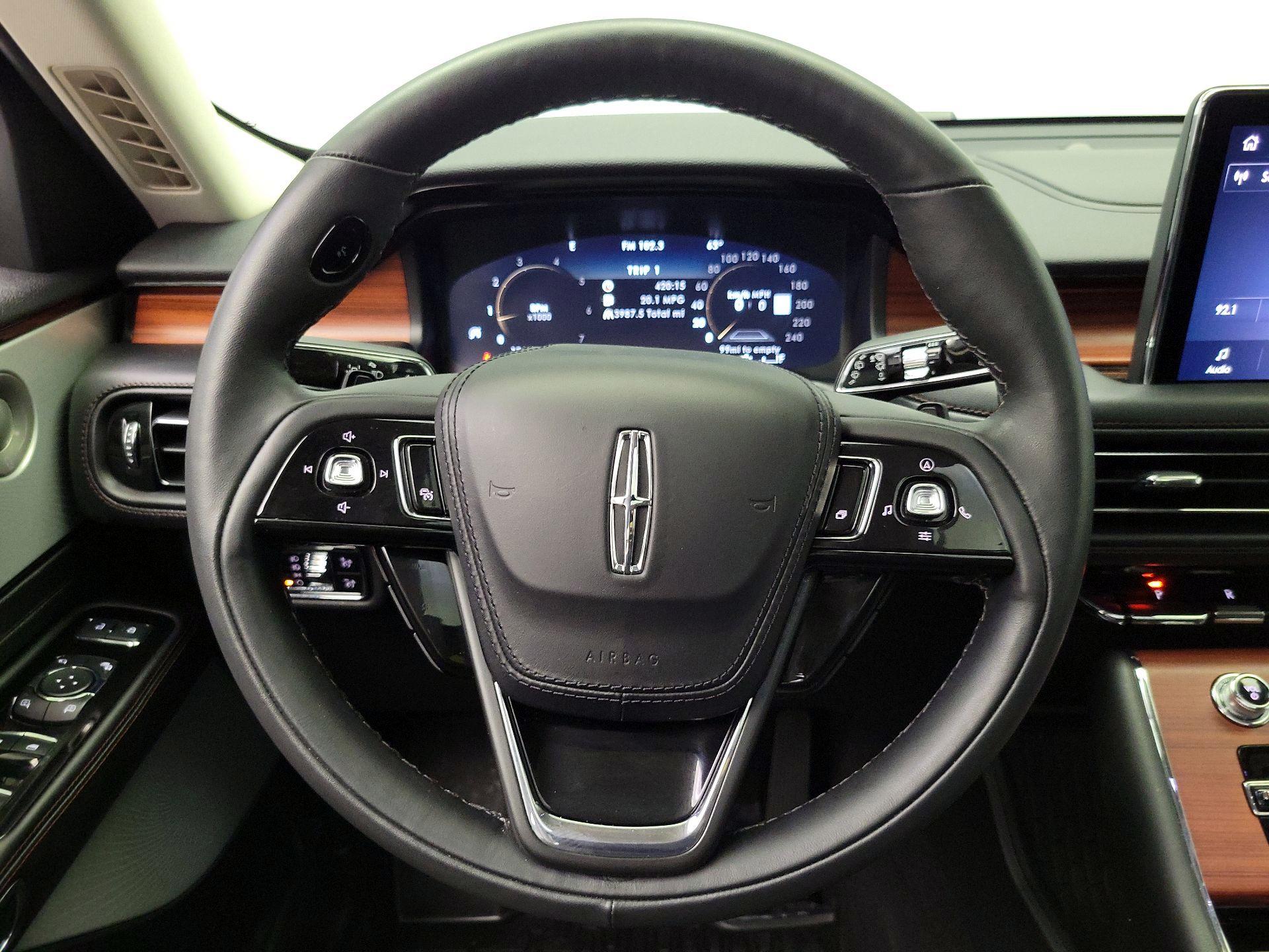 Thumbnail: 2024 Lincoln Aviator - 10