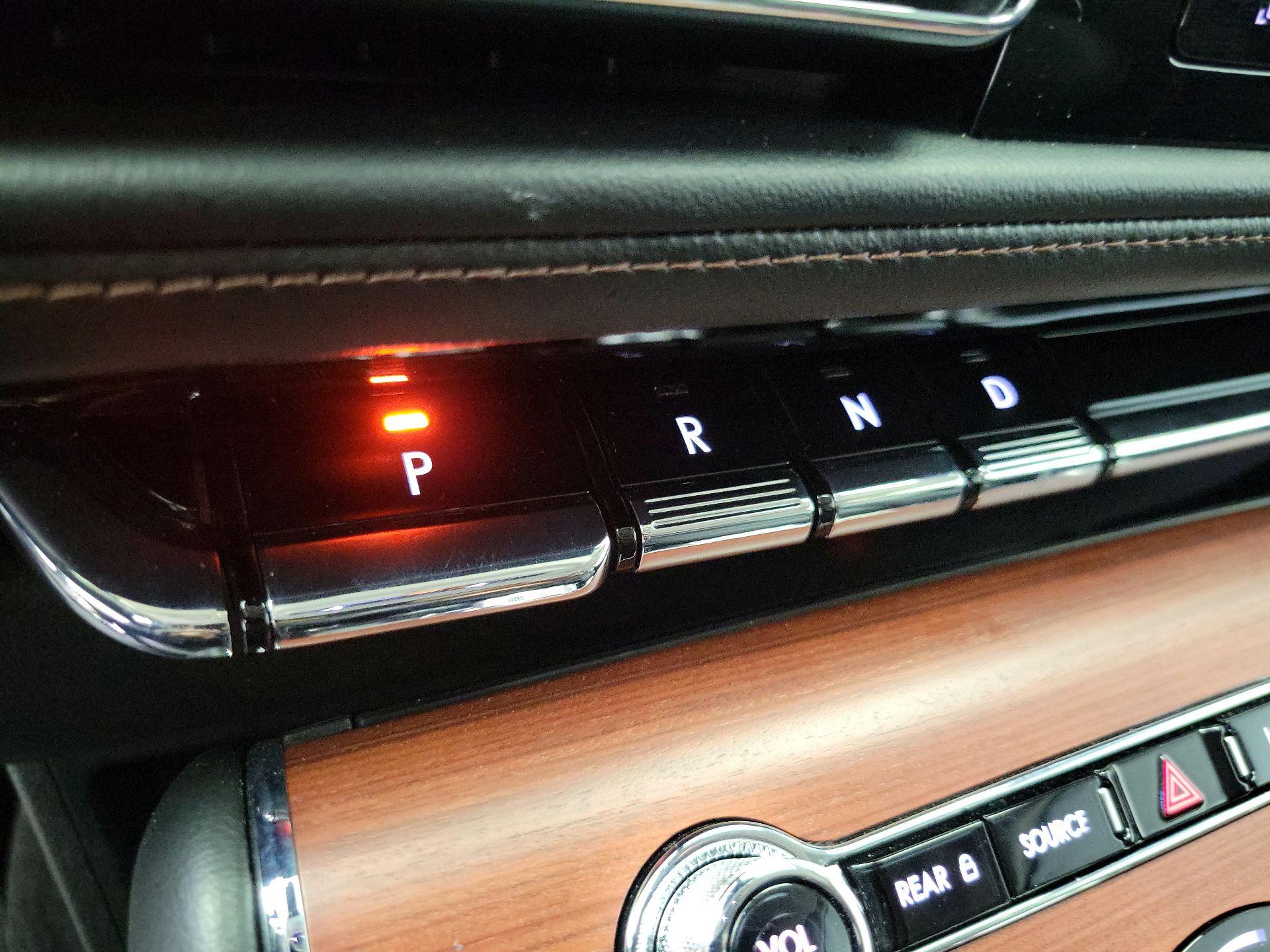 Thumbnail: 2024 Lincoln Aviator - 18