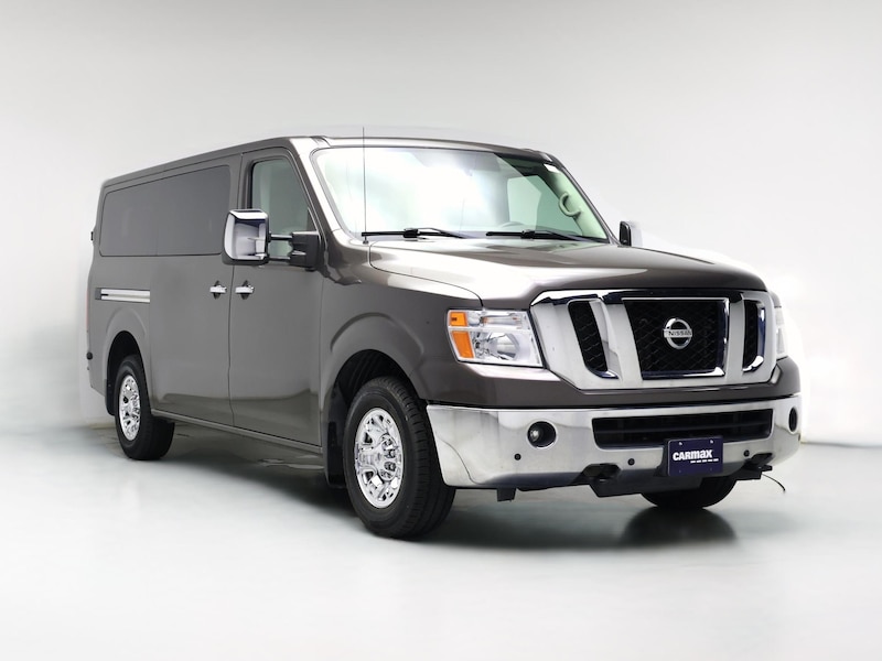 2019 Nissan NV 3500 S -
                  Schaumburg, IL