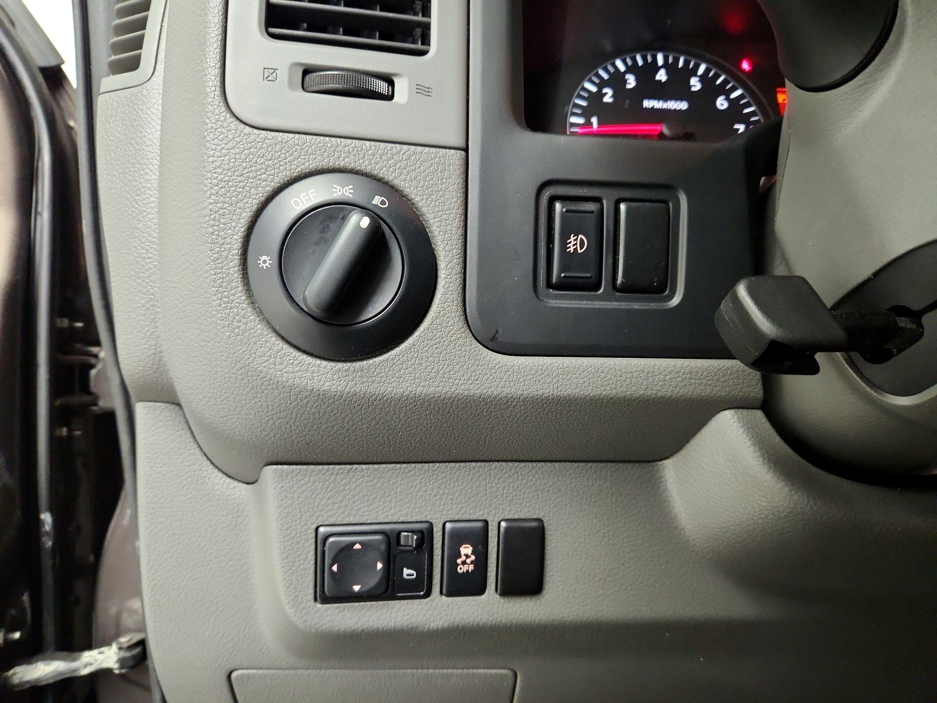 Thumbnail: 2019 Nissan NV - 13