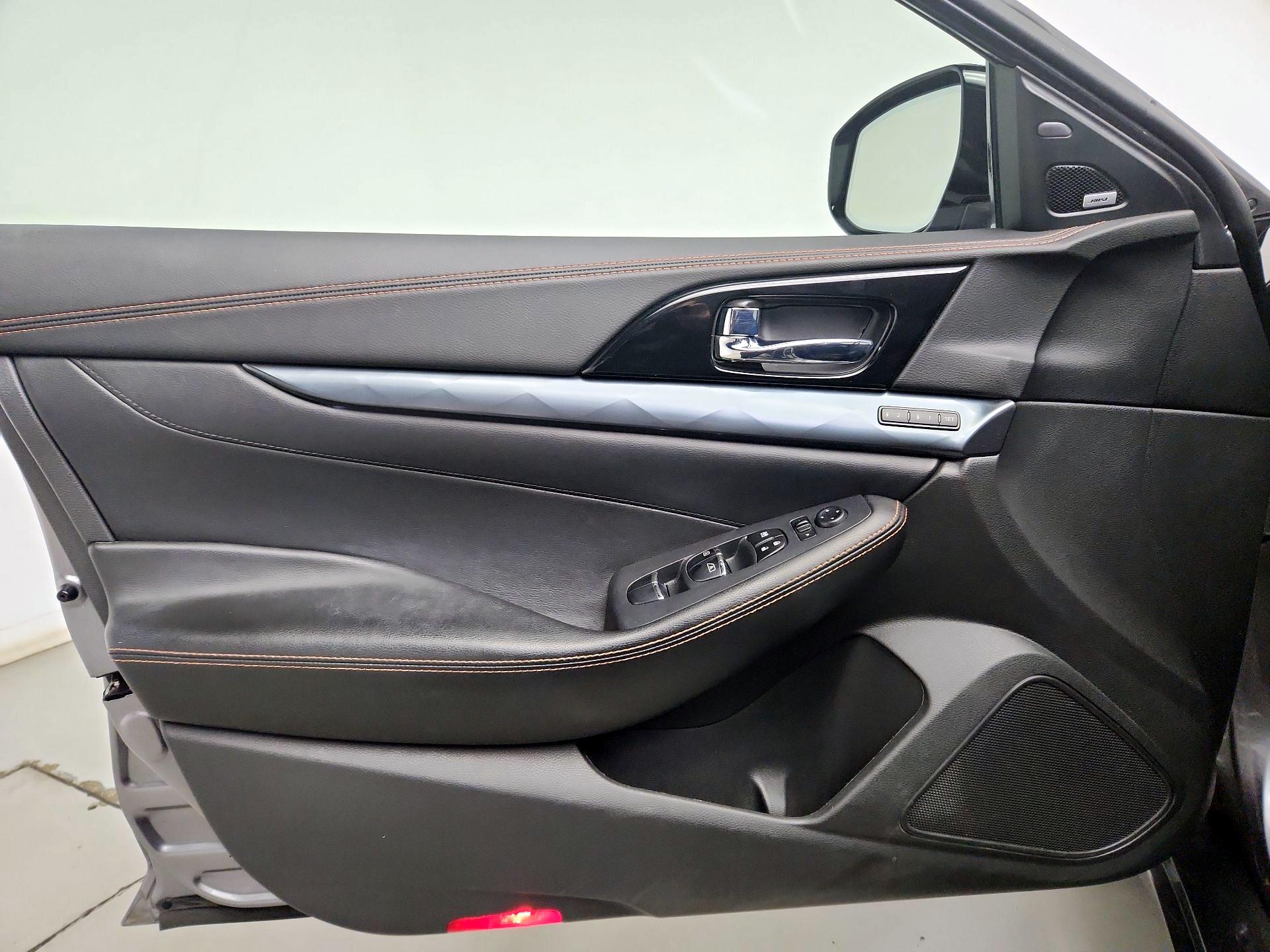 Thumbnail: 2021 Nissan Maxima - 12