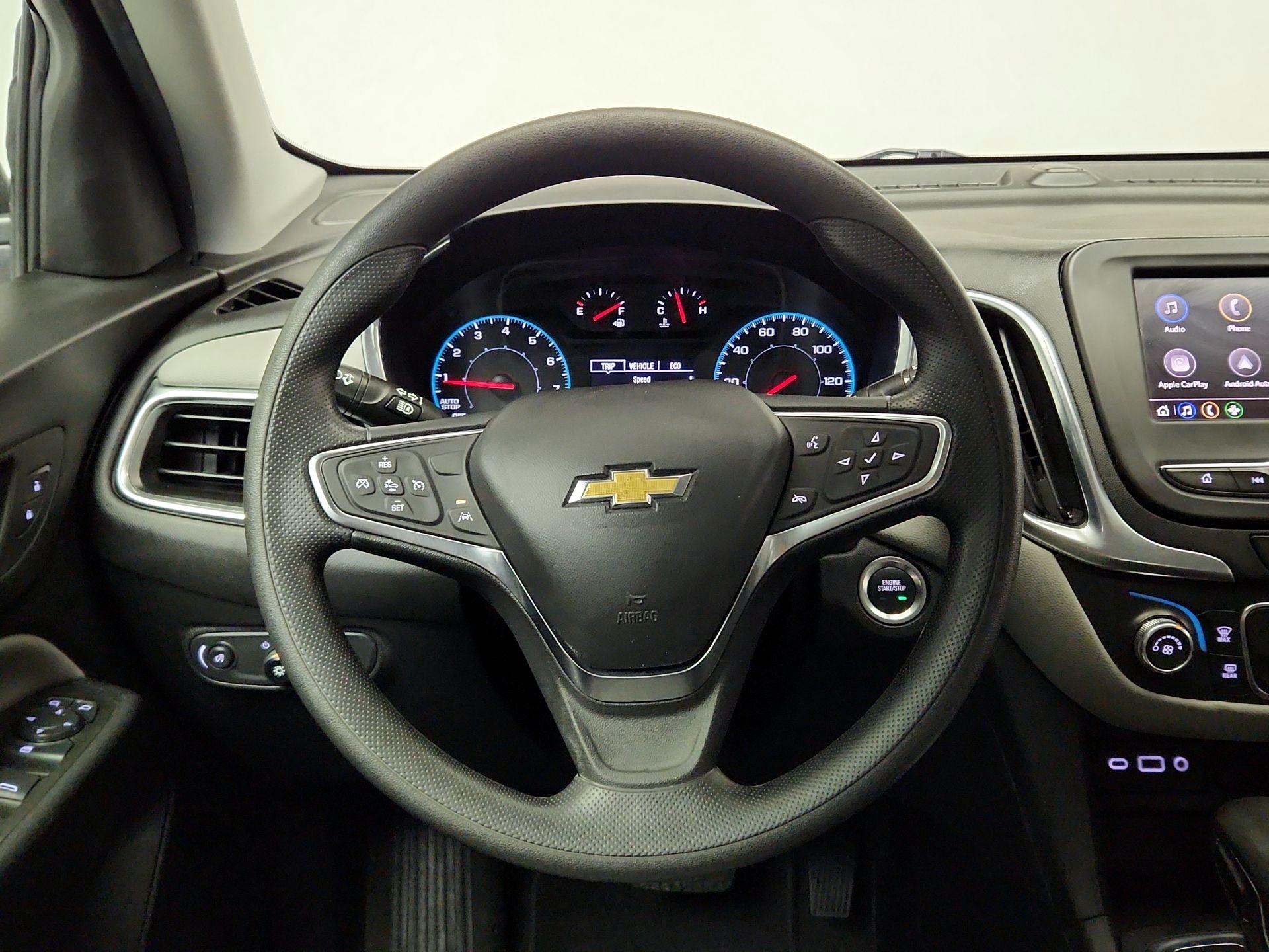 Thumbnail: 2022 Chevrolet Equinox - 10