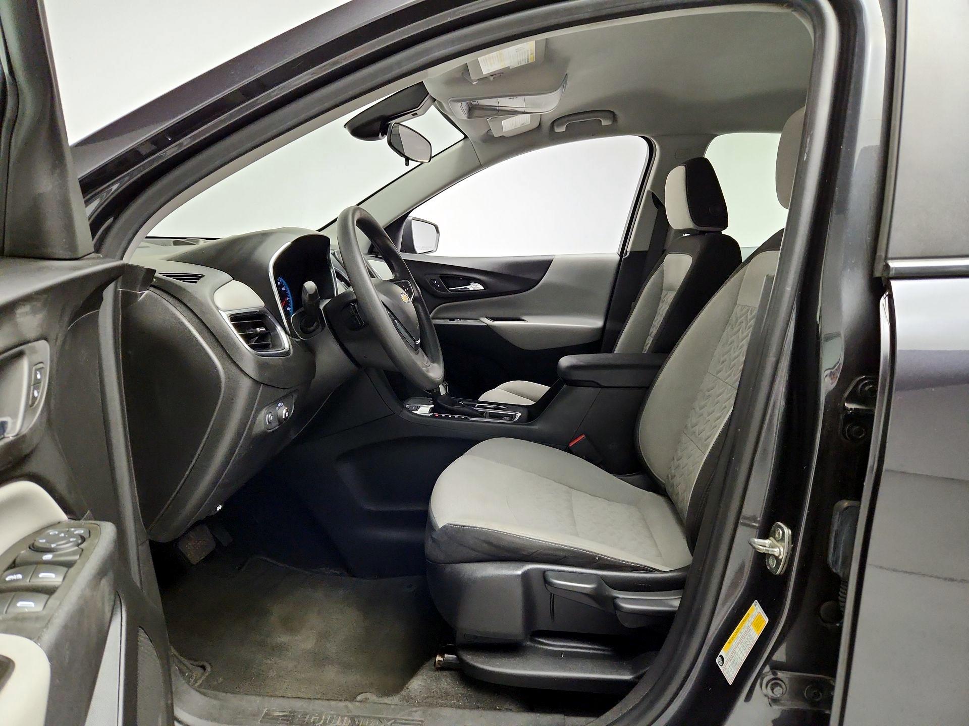 Thumbnail: 2022 Chevrolet Equinox - 11