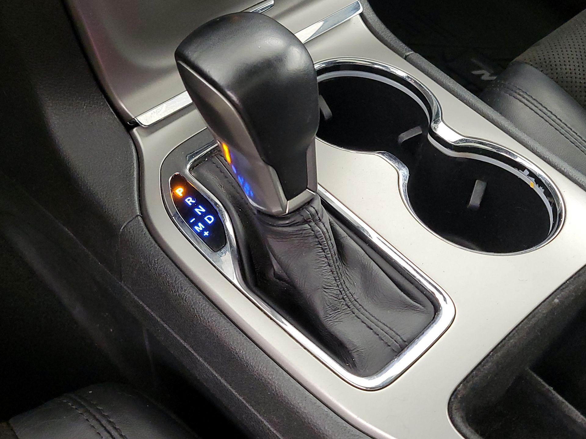 Thumbnail: 2019 Jeep Grand Cherokee - 18