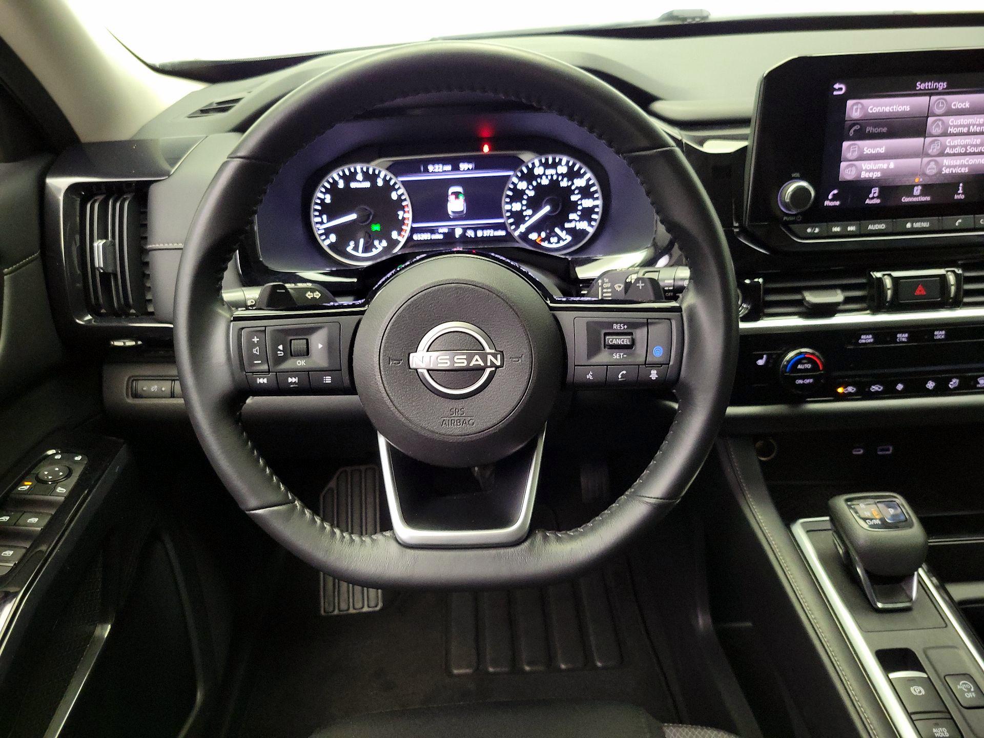 Thumbnail: 2022 Nissan Pathfinder - 10