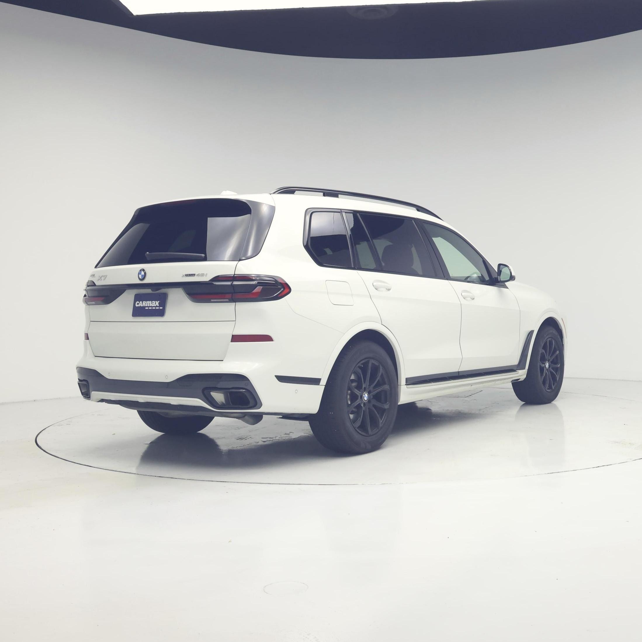 Thumbnail: 2024 BMW X7 - 8