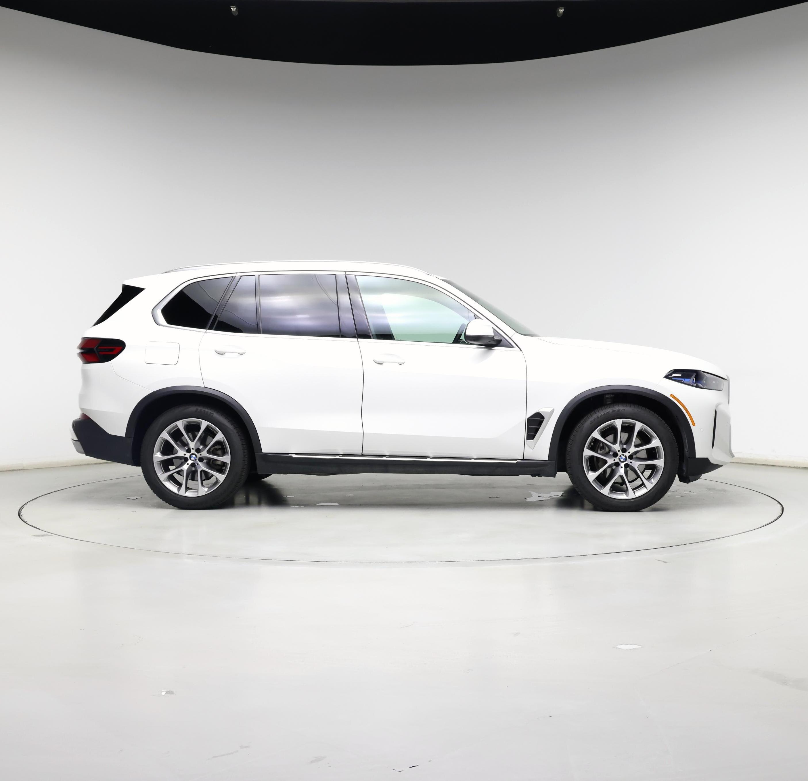 Thumbnail: 2024 BMW X5 - 7