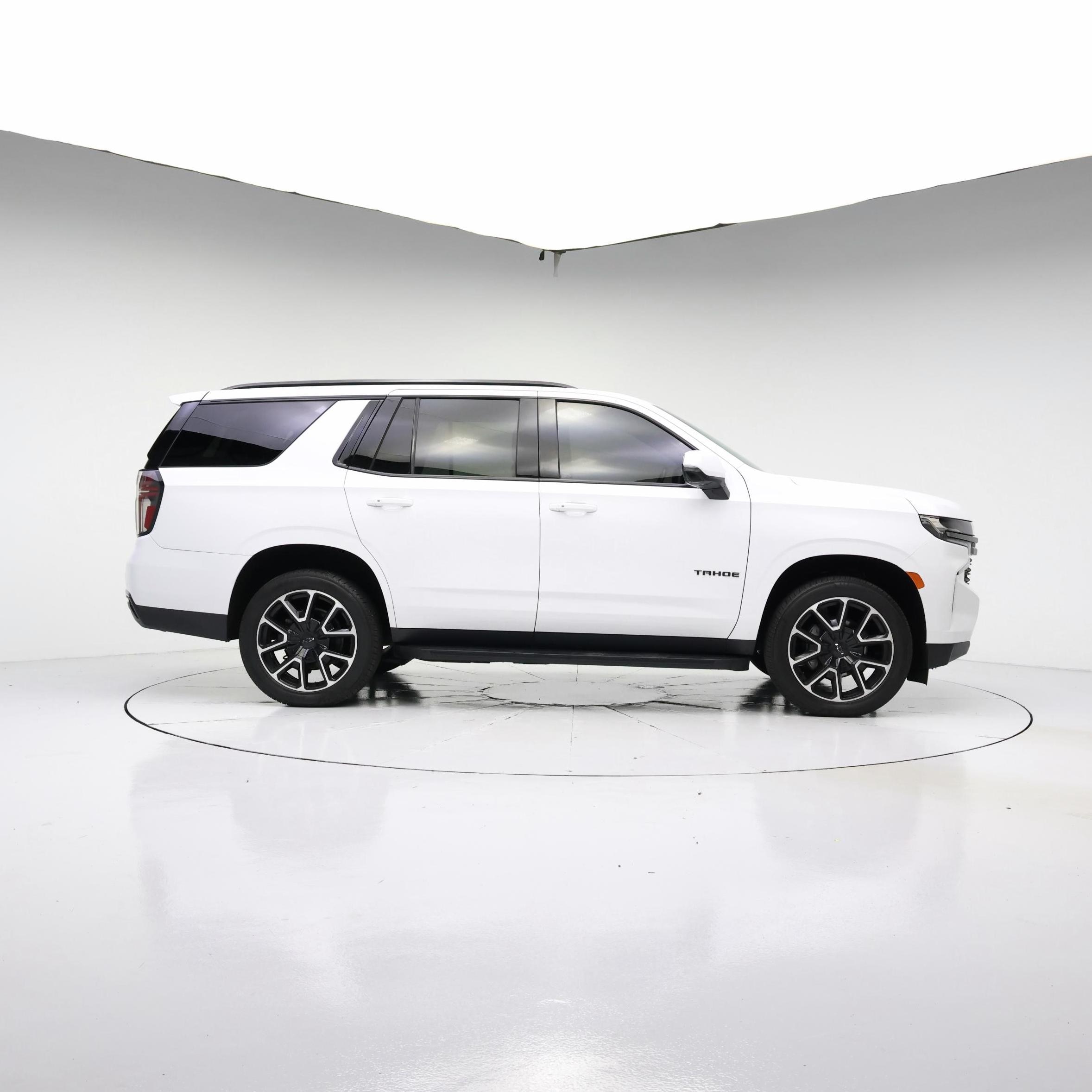 Thumbnail: 2022 Chevrolet Tahoe - 7