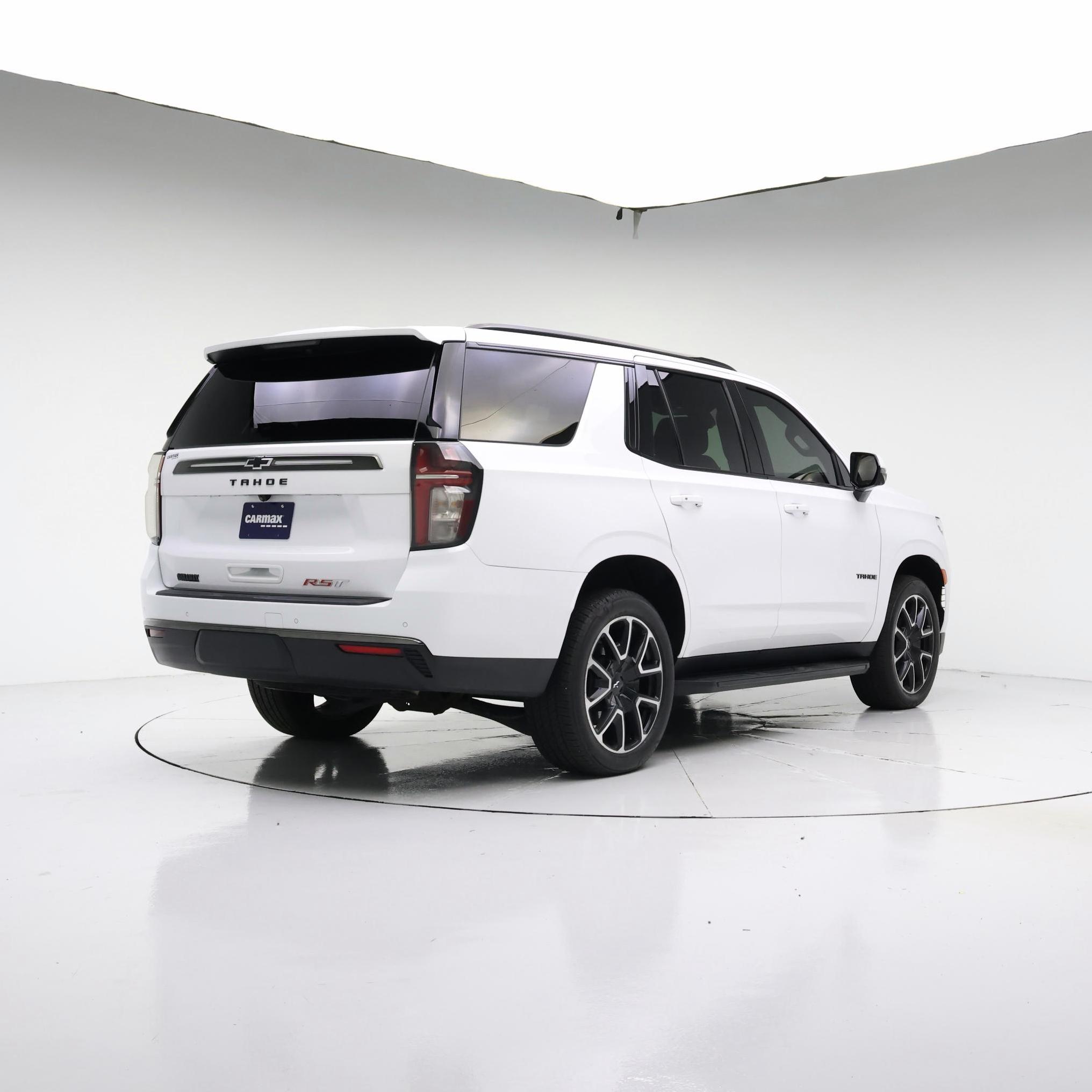 Thumbnail: 2022 Chevrolet Tahoe - 8