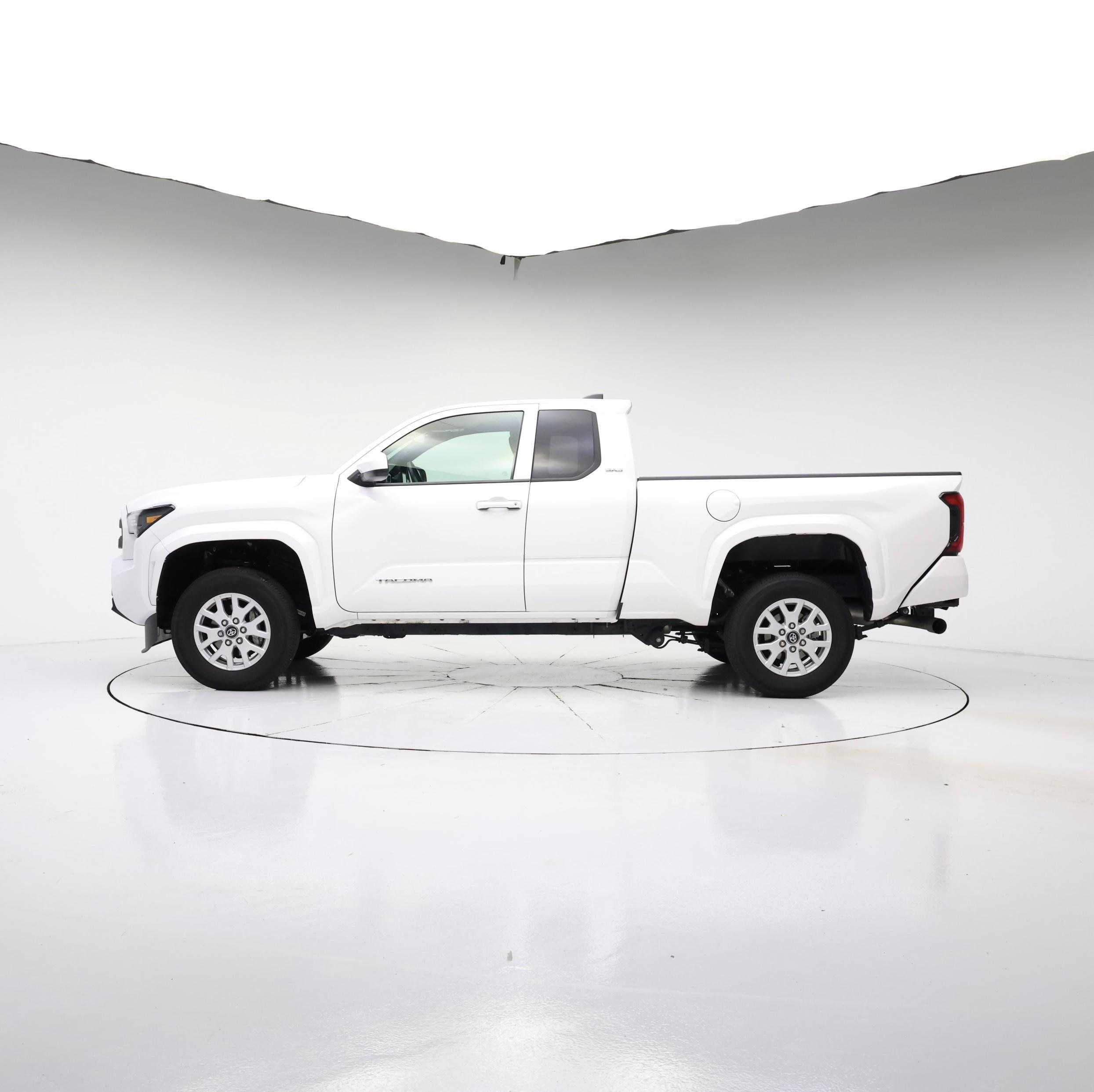Thumbnail: 2025 Toyota Tacoma - 3