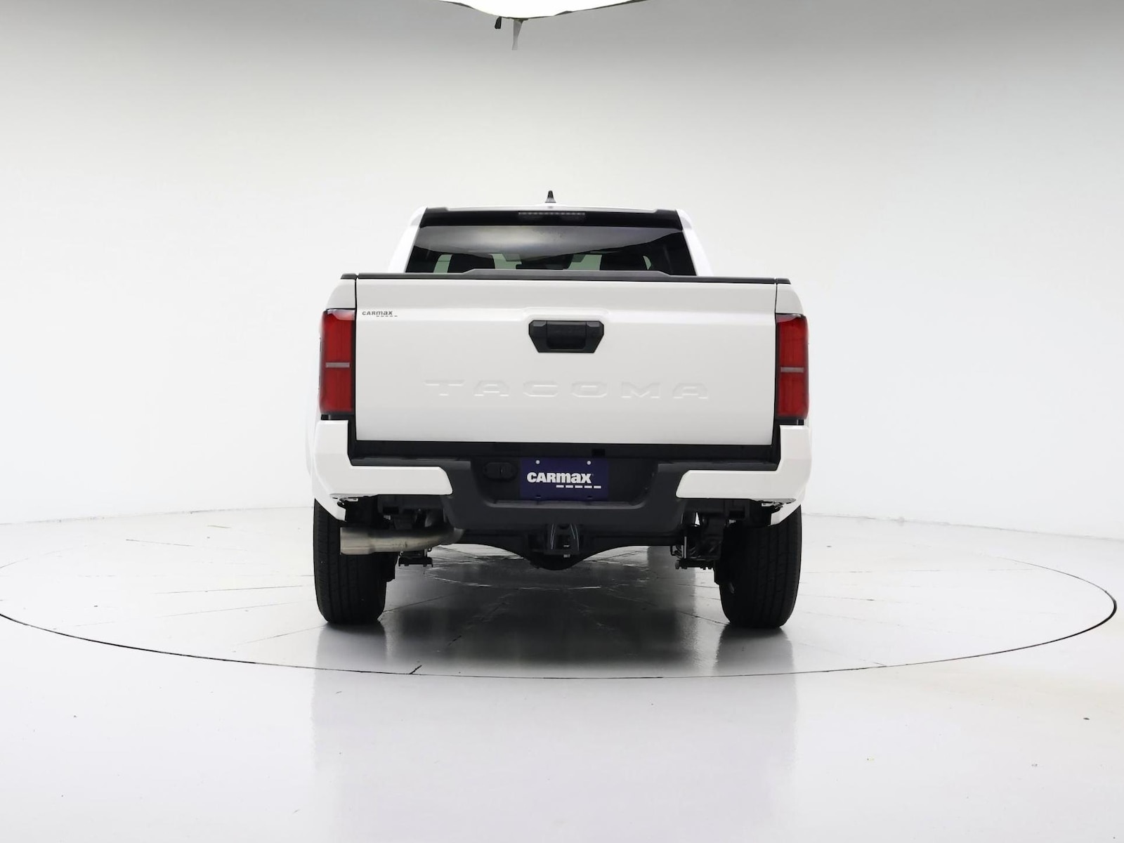 2025 Toyota Tacoma SR5 - Photo 7