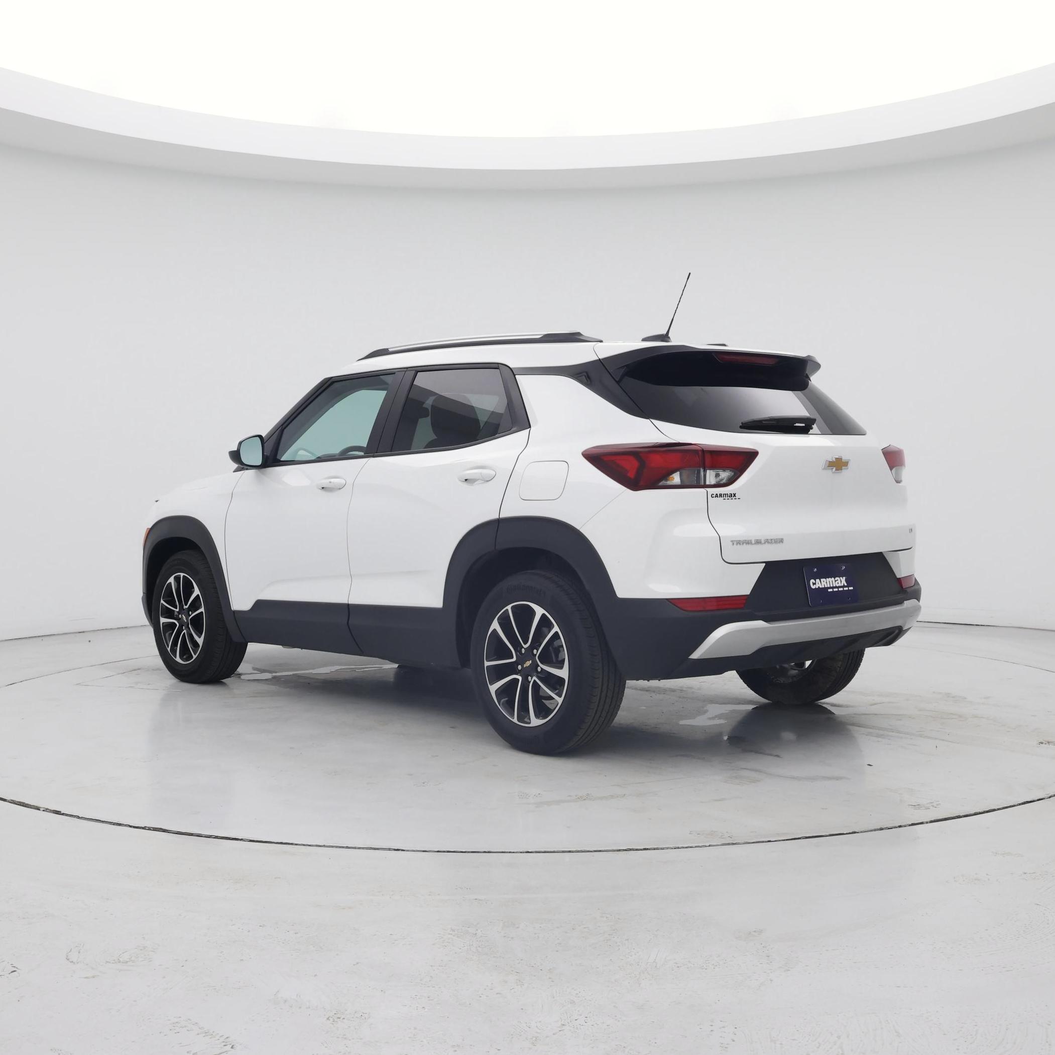 Thumbnail: 2026 Chevrolet TrailBlazer - 2