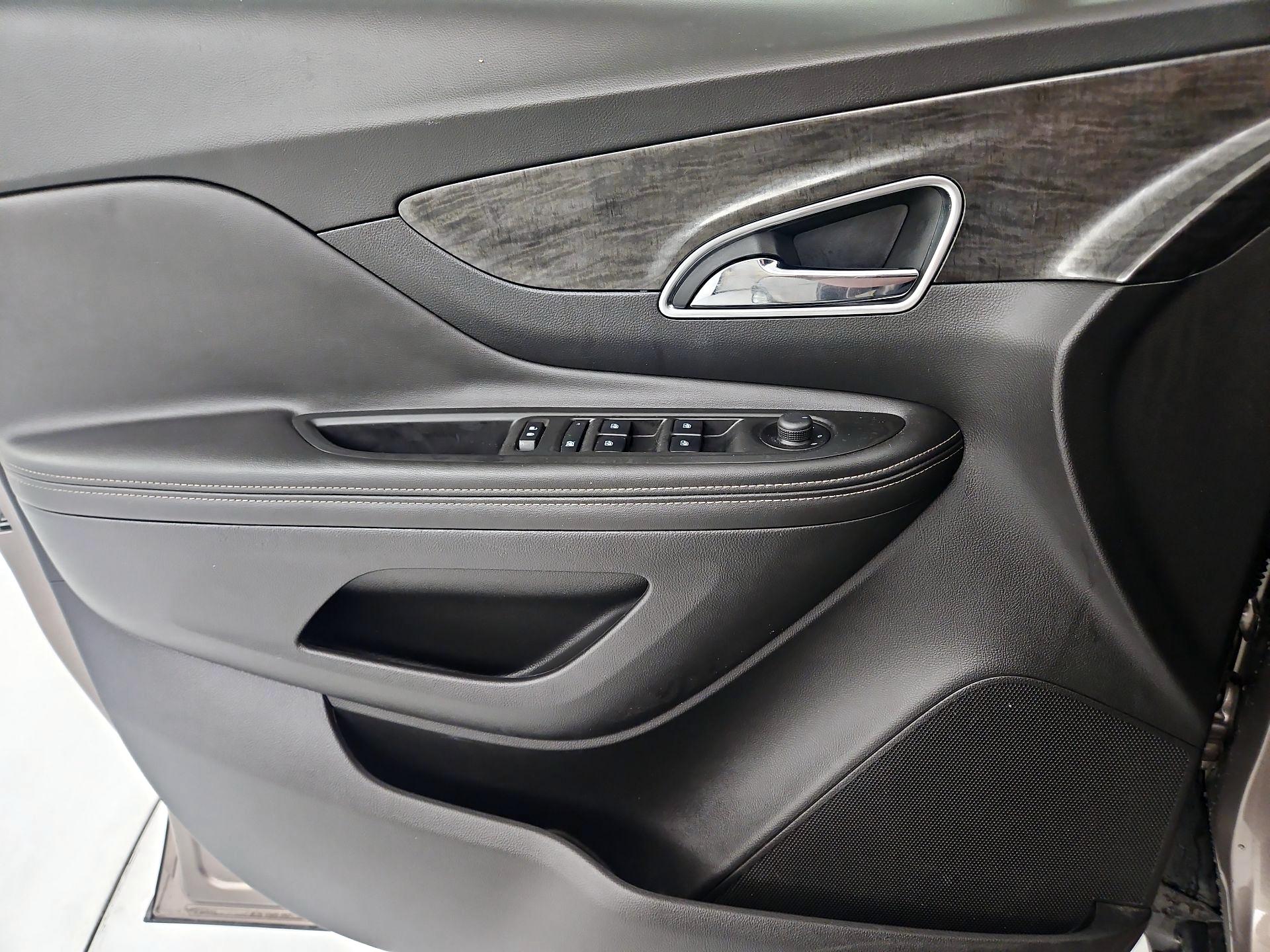 Thumbnail: 2015 Buick Encore - 10