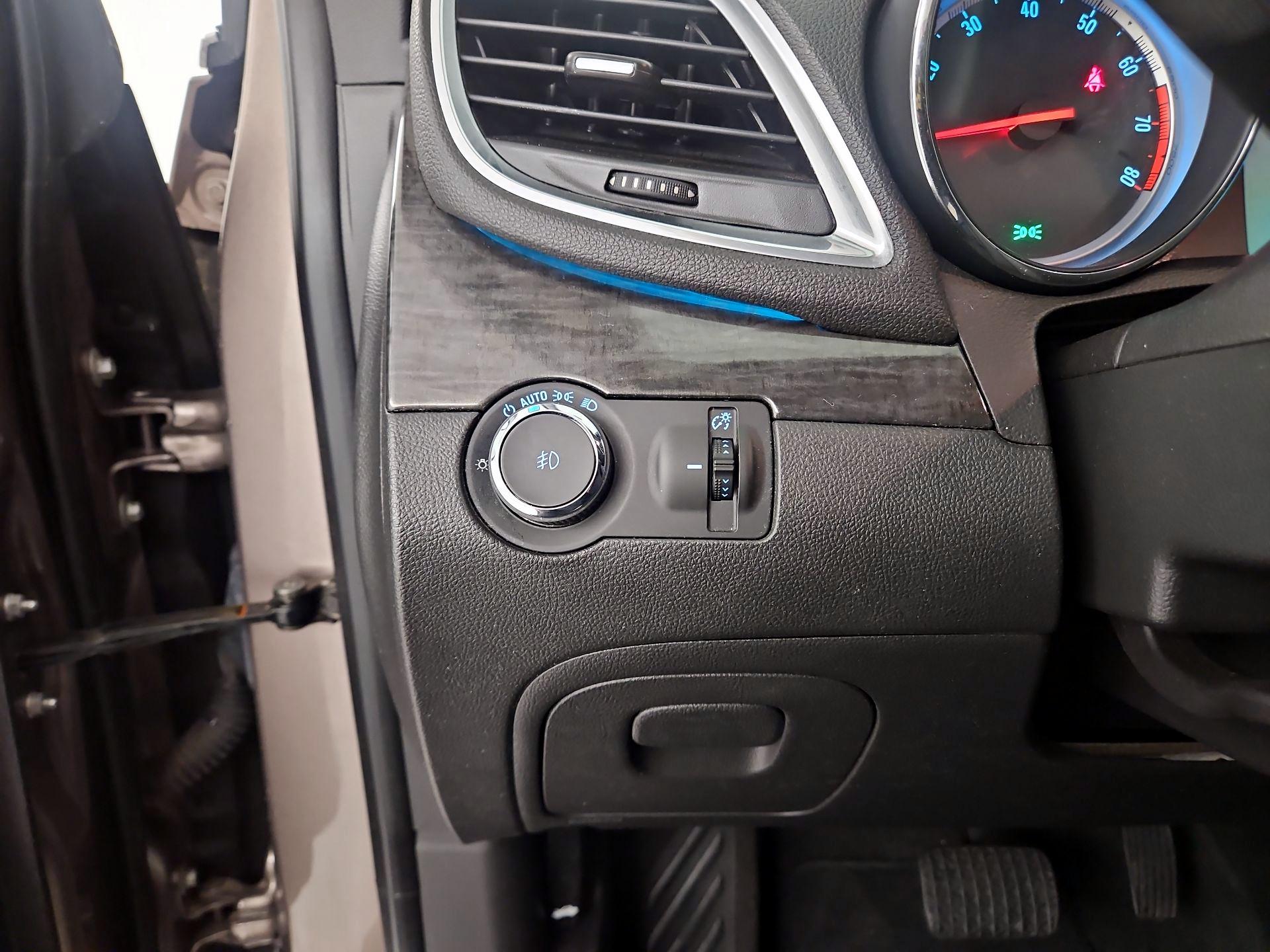 Thumbnail: 2015 Buick Encore - 11