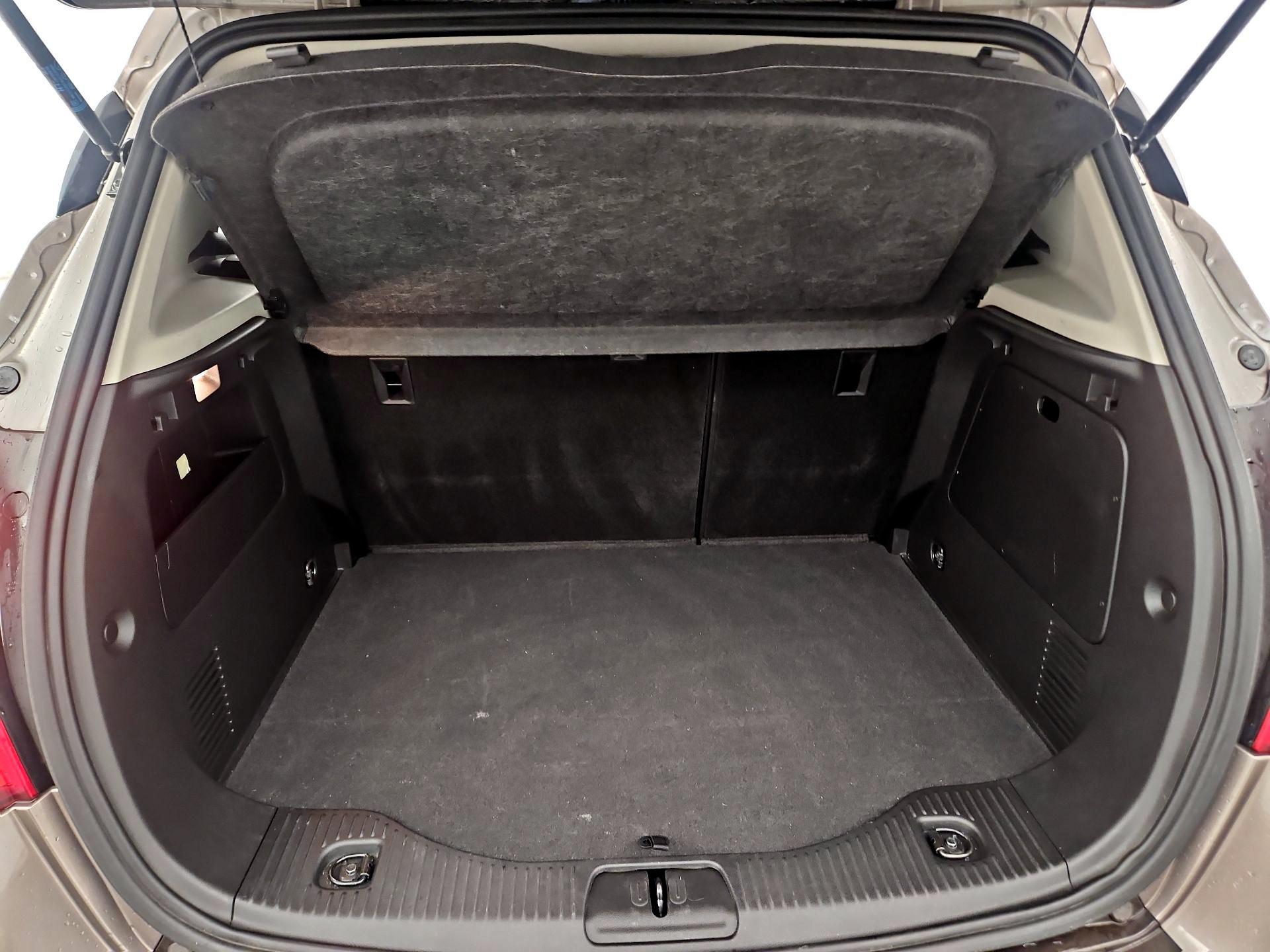 Thumbnail: 2015 Buick Encore - 18