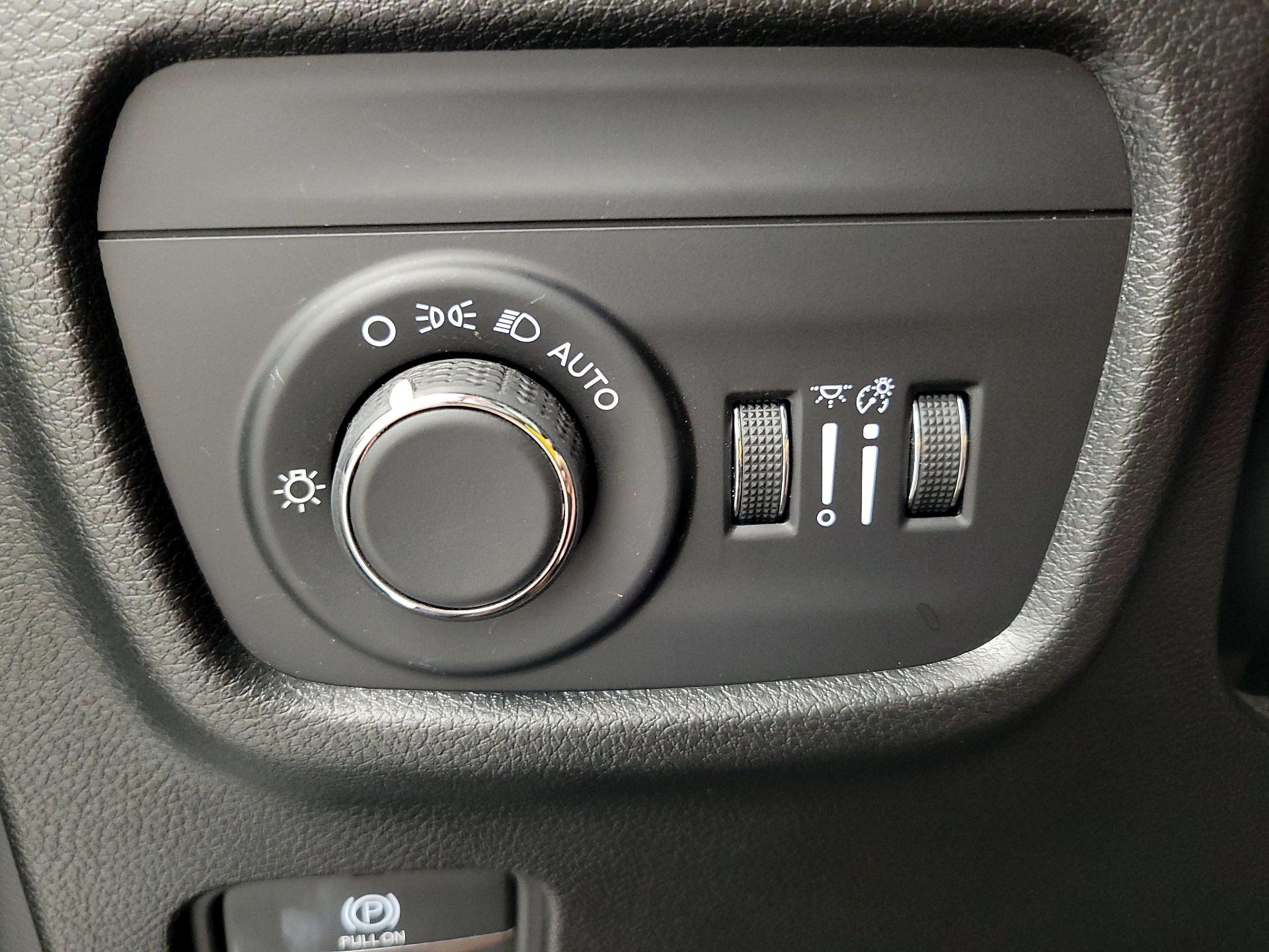 Thumbnail: 2024 Jeep Grand Cherokee - 13