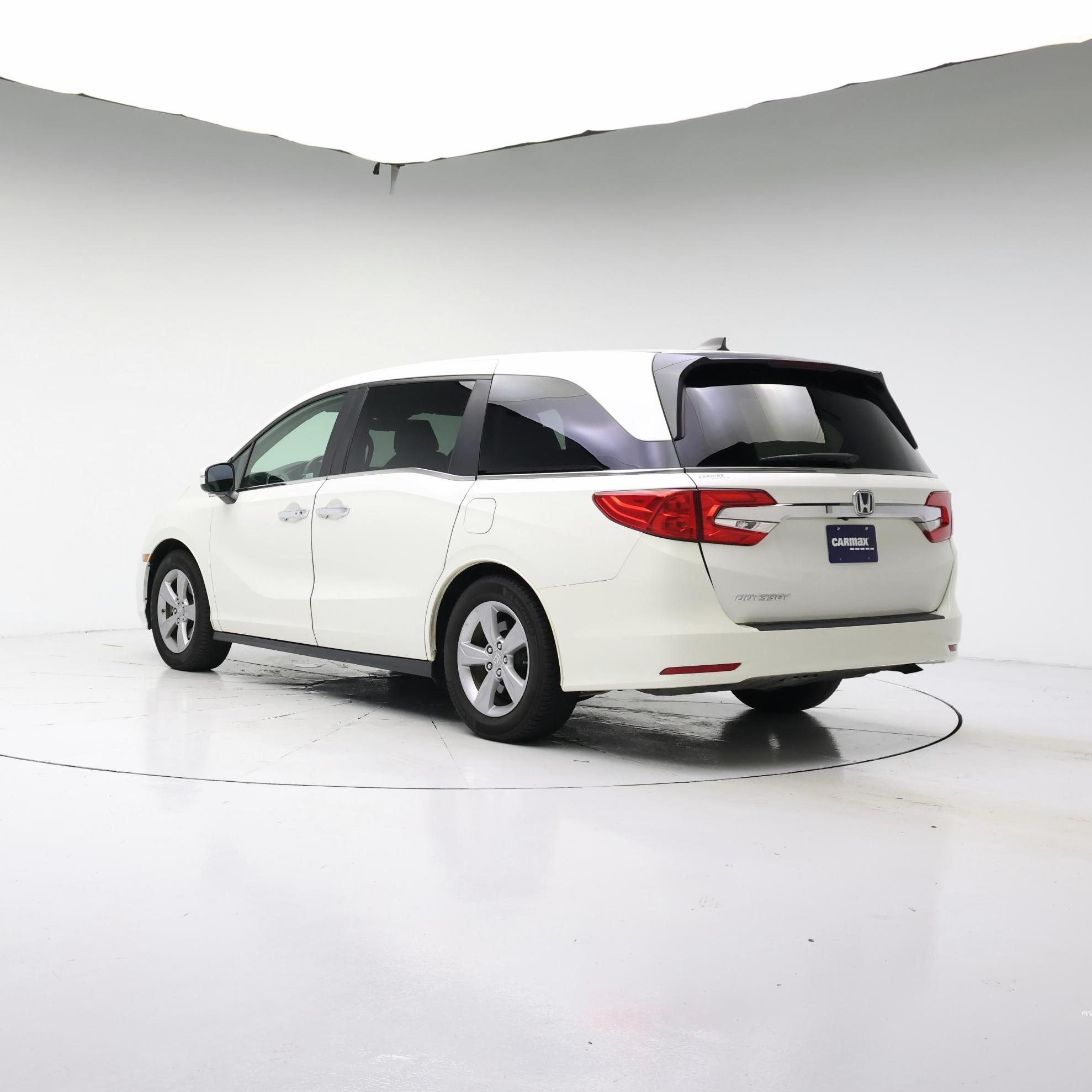 Thumbnail: 2018 Honda Odyssey - 2