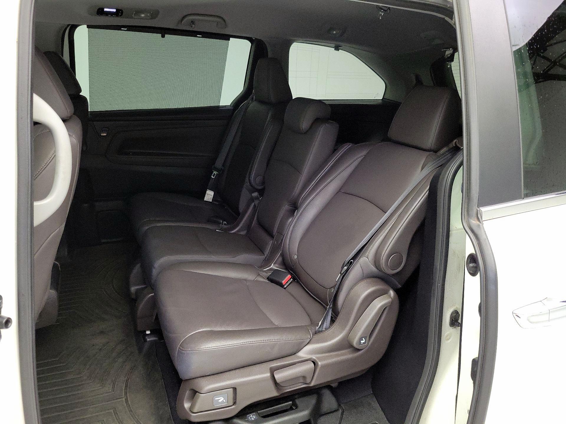 Thumbnail: 2018 Honda Odyssey - 20