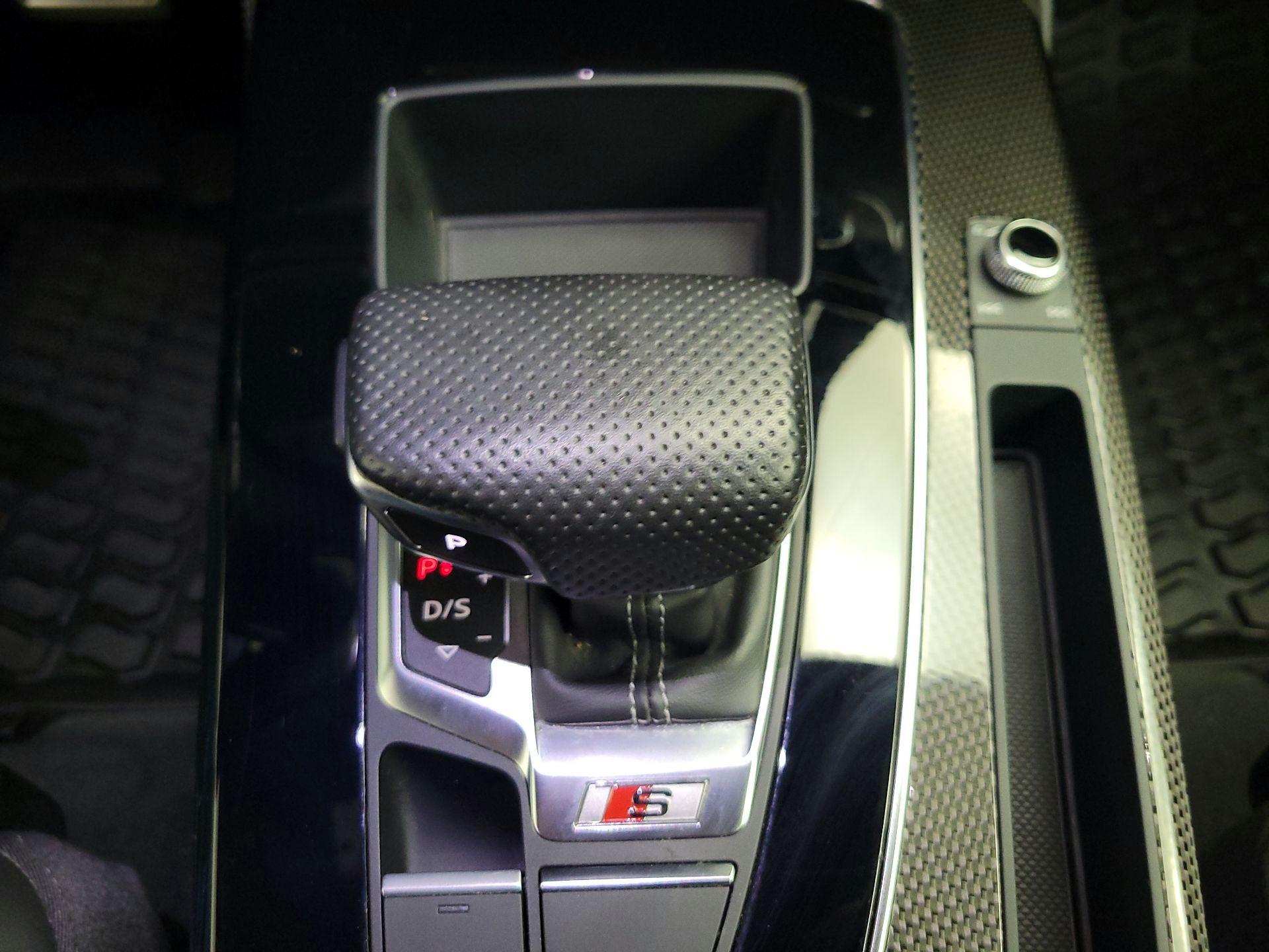 Thumbnail: 2023 Audi SQ5 - 15