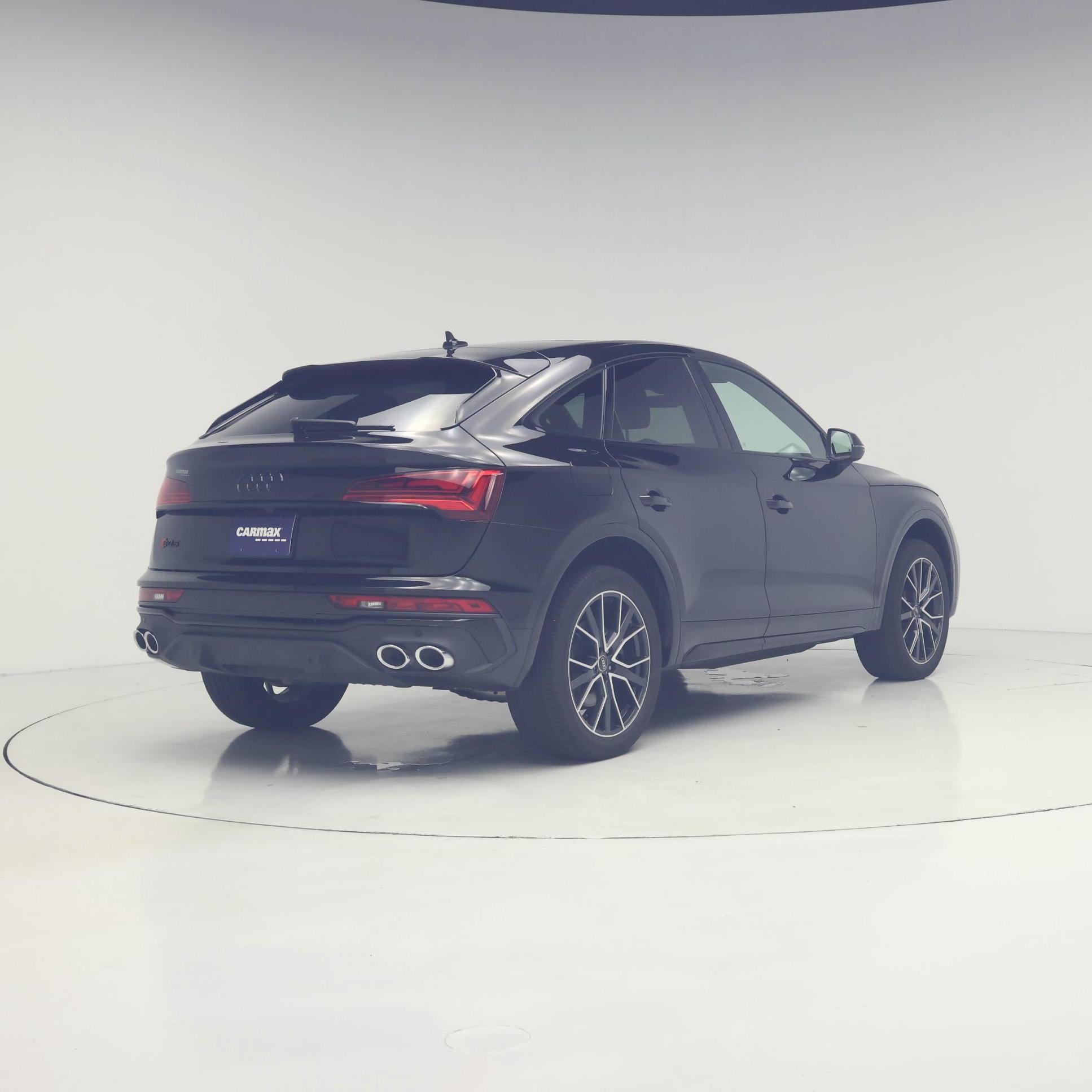 Thumbnail: 2023 Audi SQ5 - 8