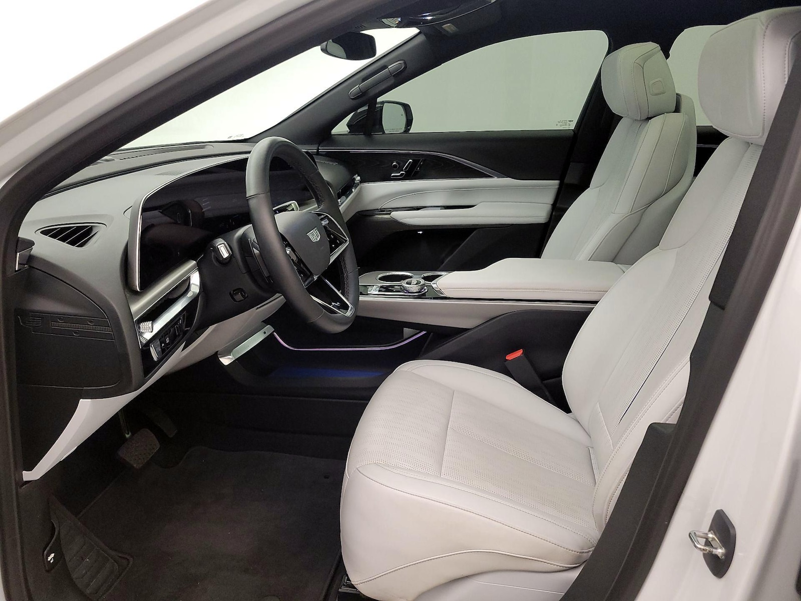 2024 Cadillac LYRIQ Luxury 1 - Photo 12
