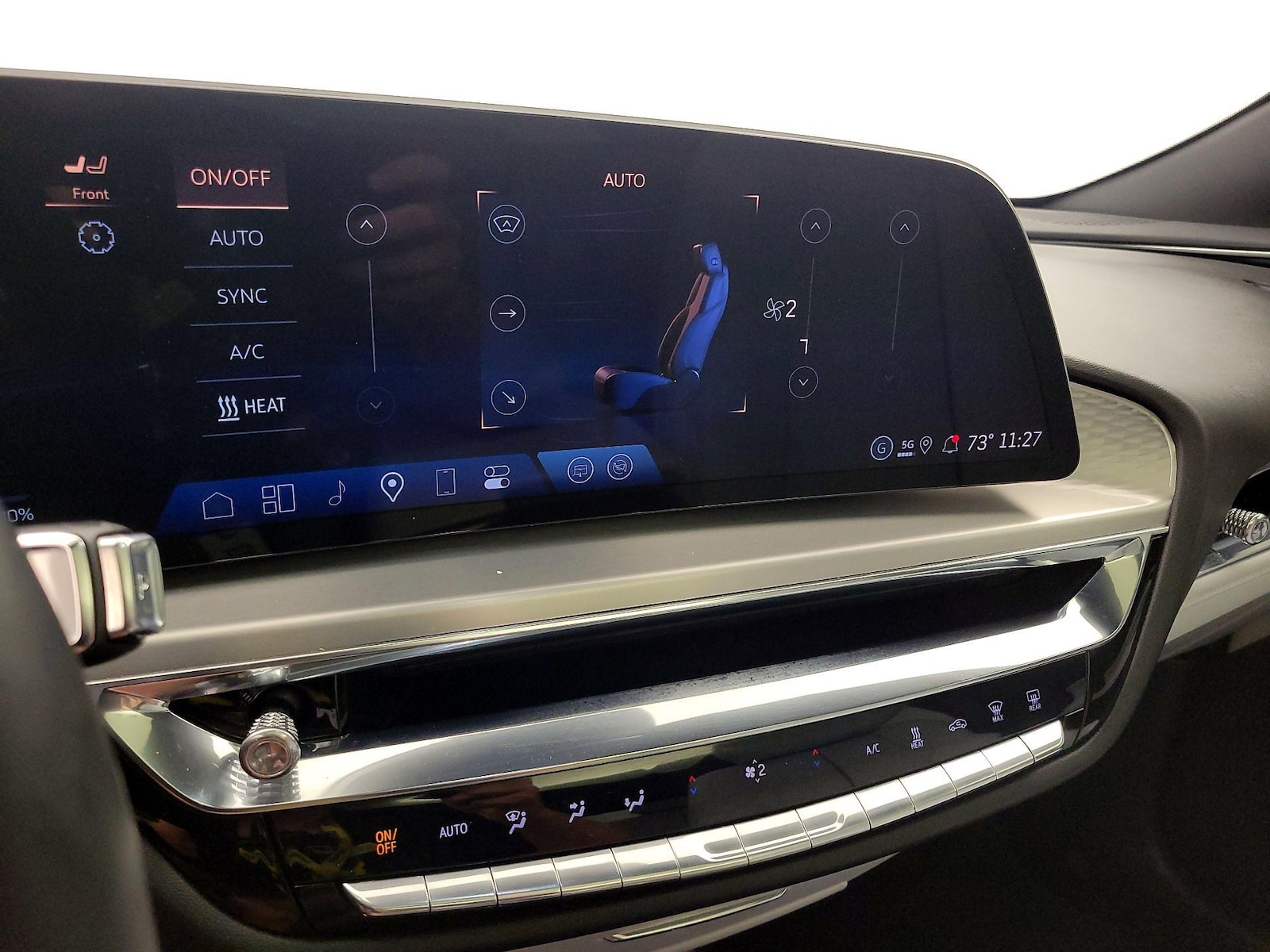 2024 Cadillac LYRIQ Luxury 1 - Photo 17