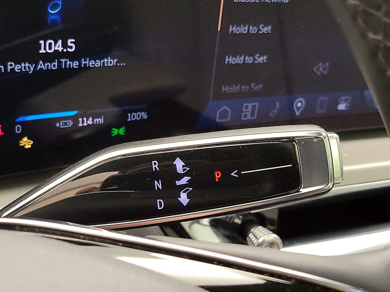 2024 Cadillac LYRIQ Luxury 1 - Photo 18
