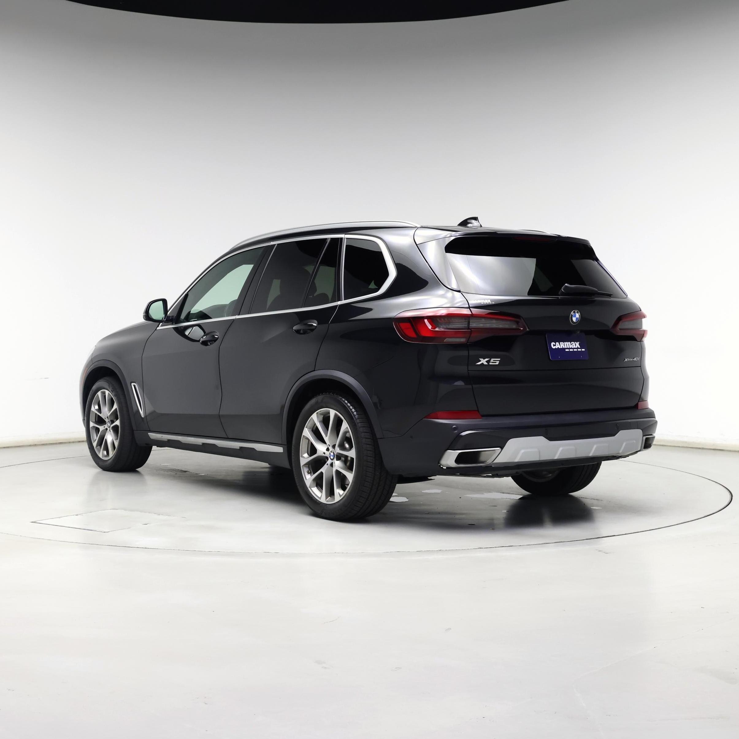 Thumbnail: 2023 BMW X5 - 2
