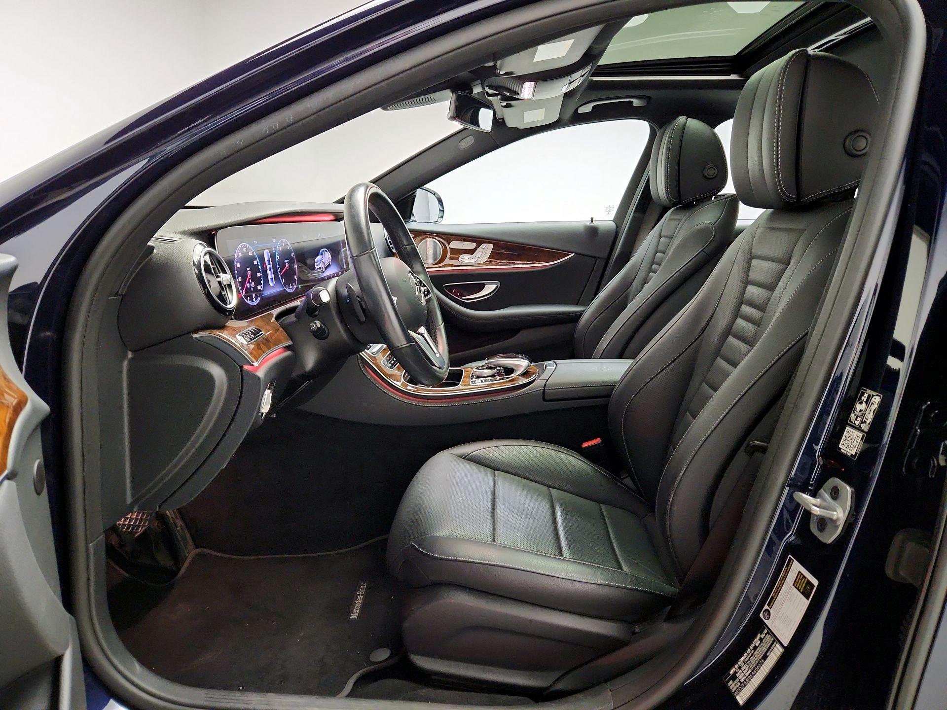 Thumbnail: 2019 Mercedes-Benz E-Class - 11