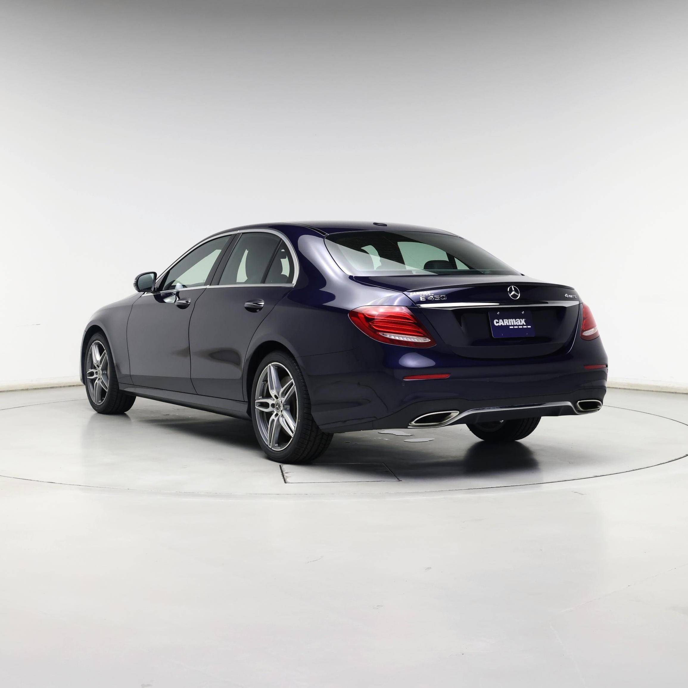 Thumbnail: 2019 Mercedes-Benz E-Class - 2