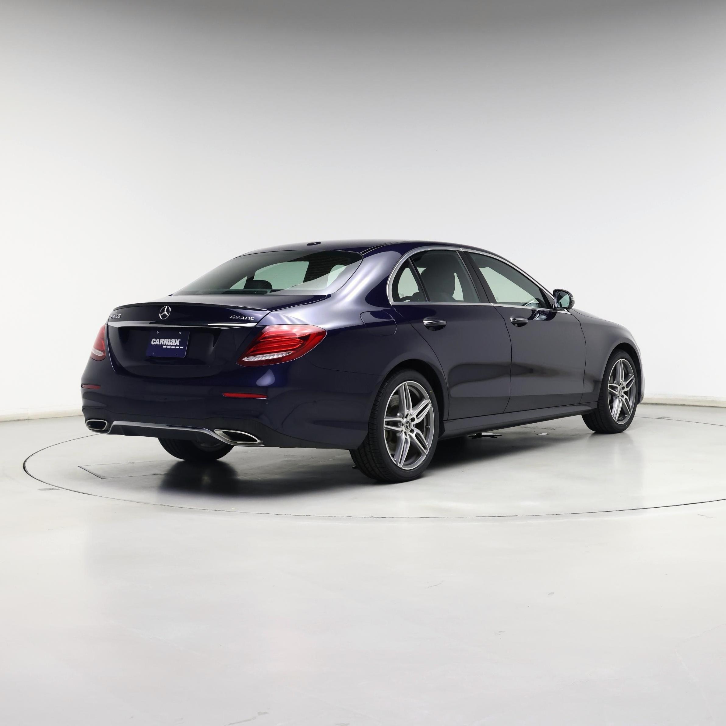 Thumbnail: 2019 Mercedes-Benz E-Class - 8