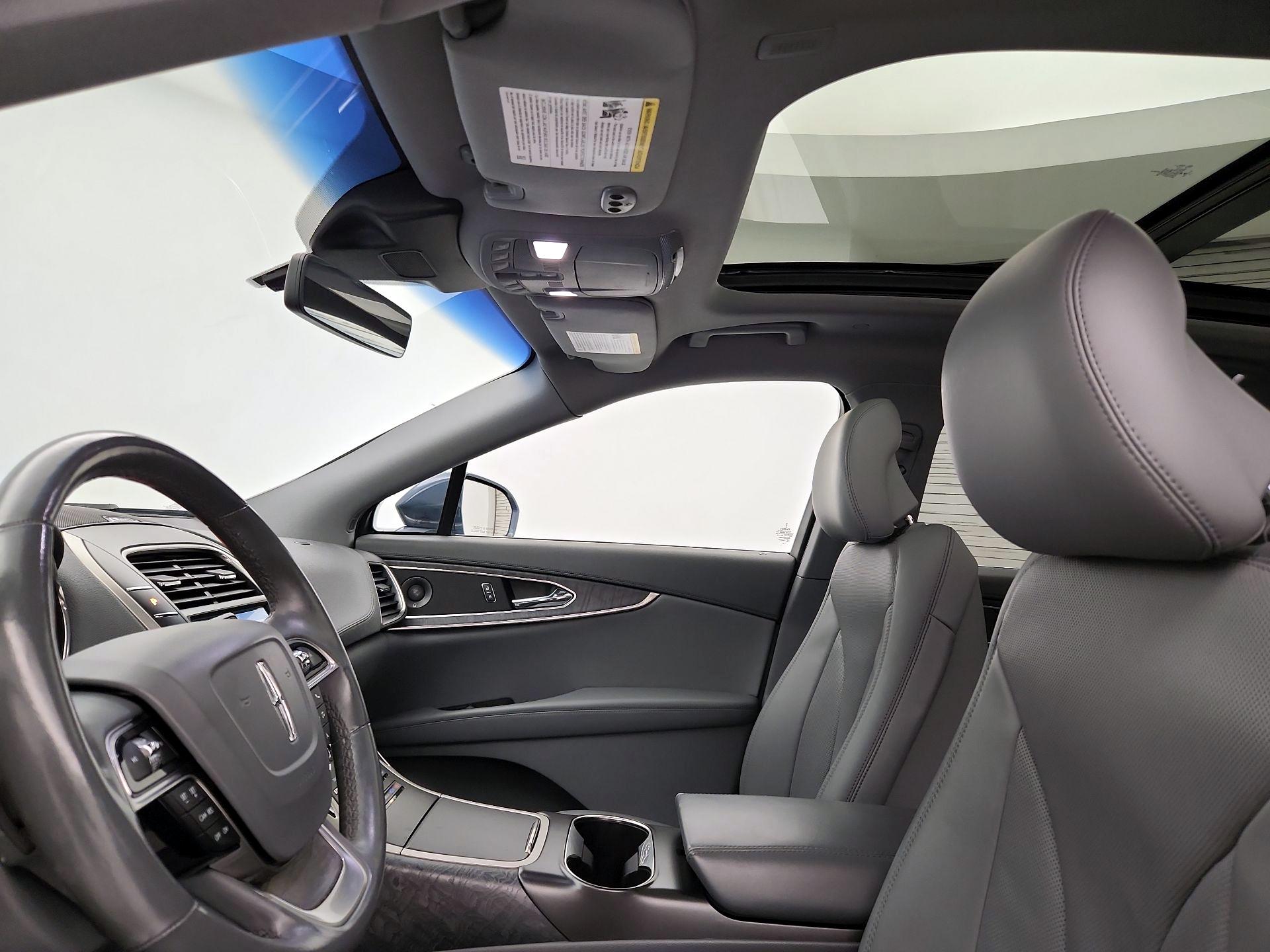 Thumbnail: 2019 Lincoln Nautilus - 20