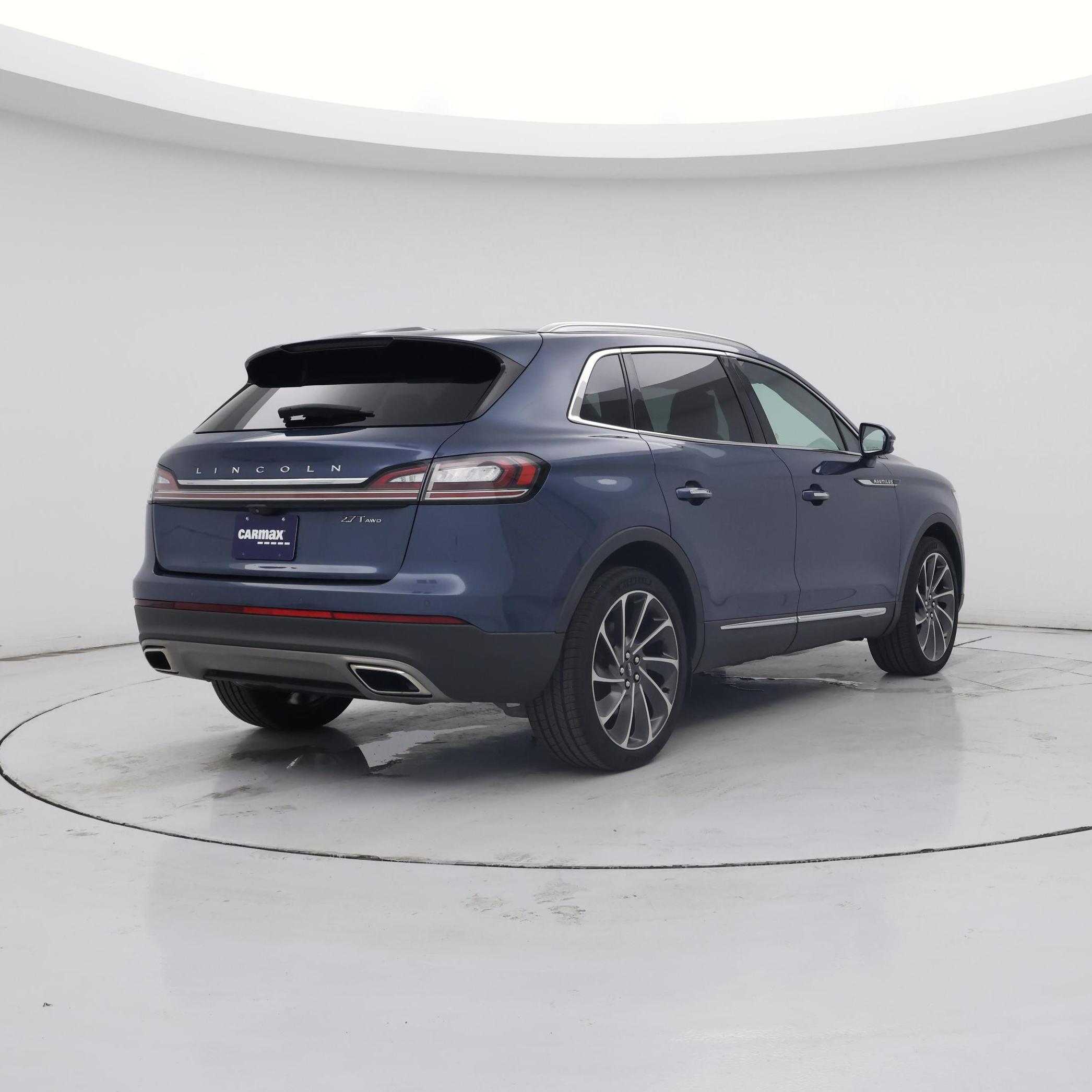 Thumbnail: 2019 Lincoln Nautilus - 8