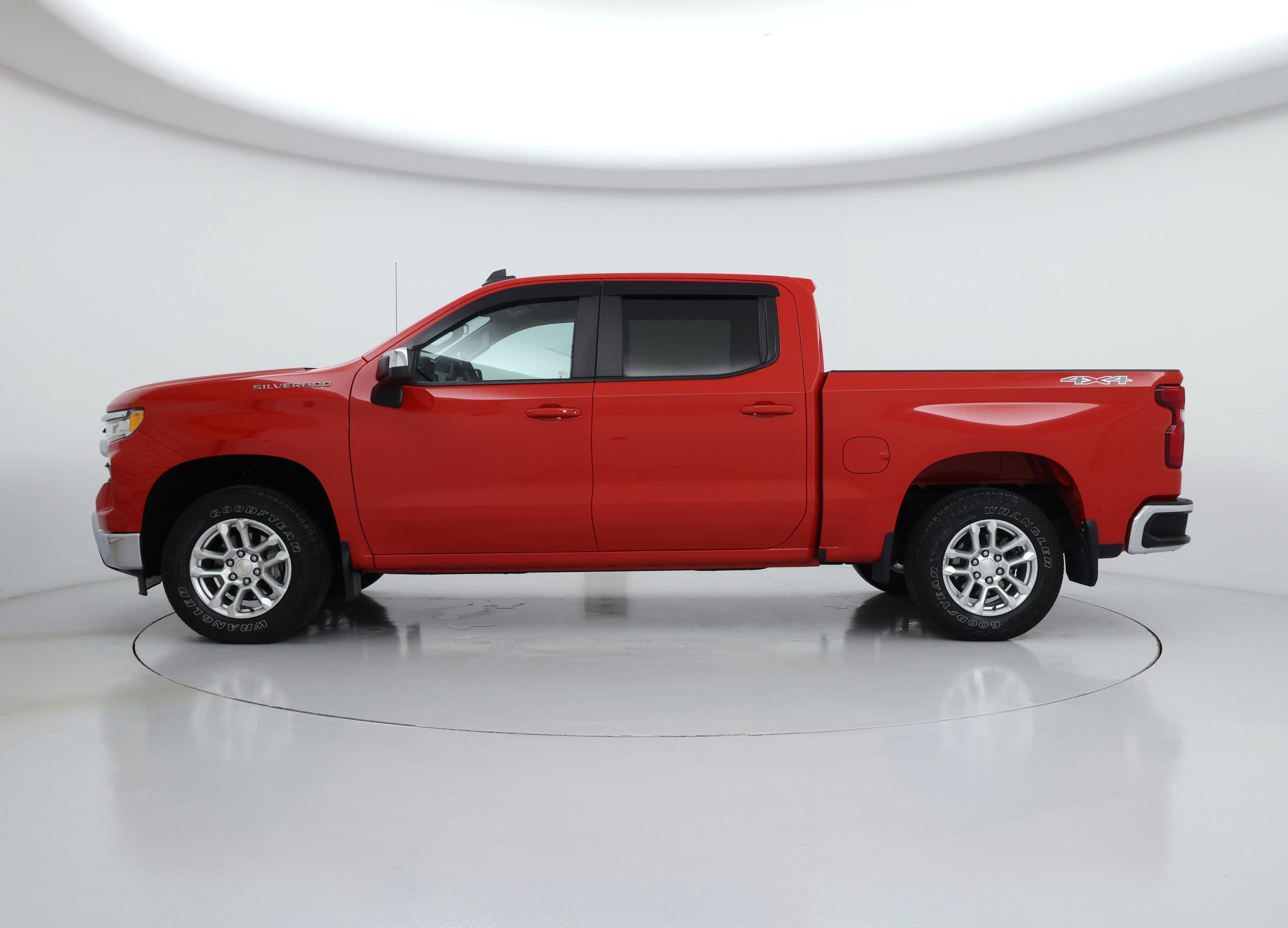 Thumbnail: 2022 Chevrolet Silverado 1500 - 3