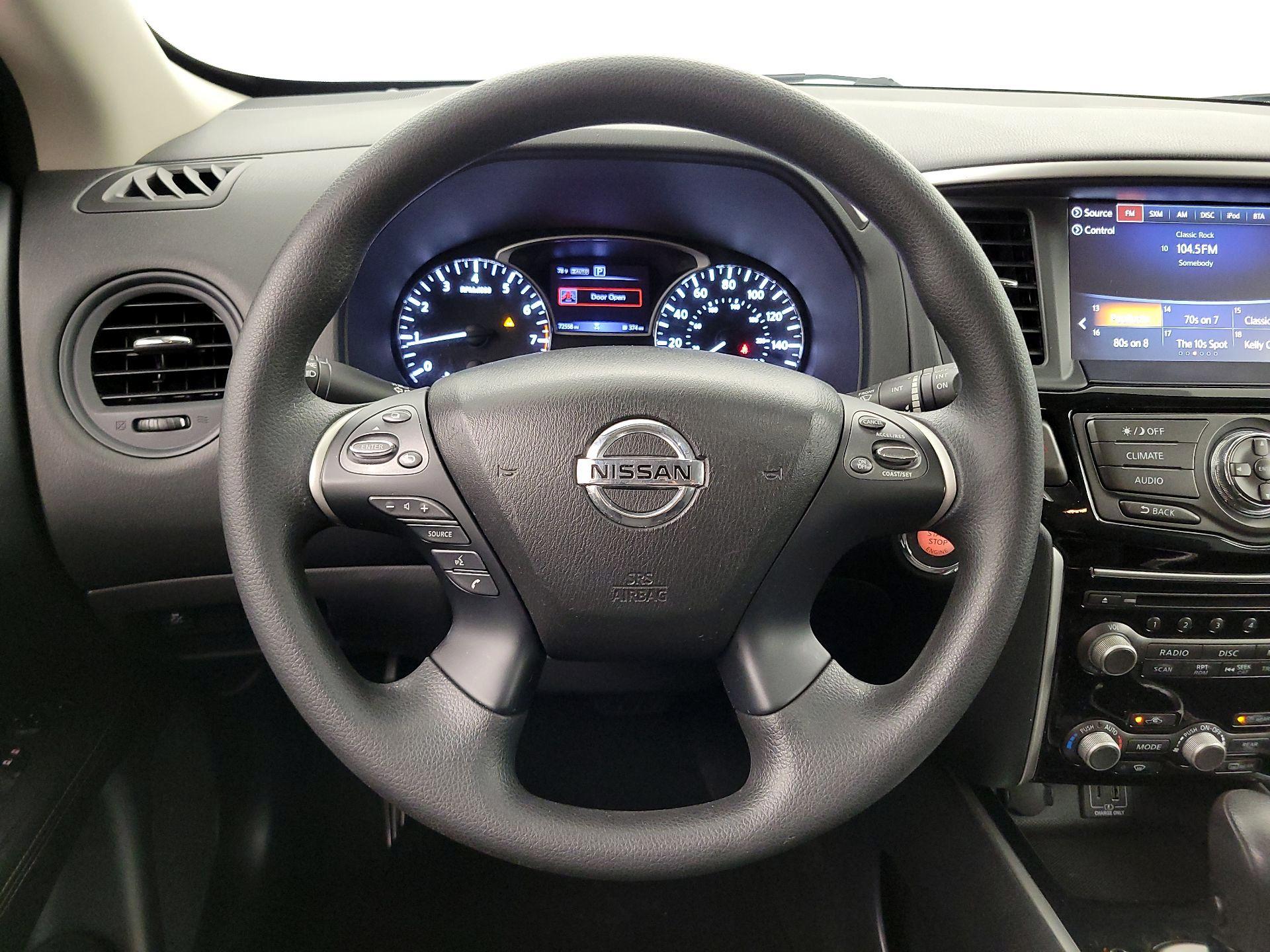 Thumbnail: 2020 Nissan Pathfinder - 10