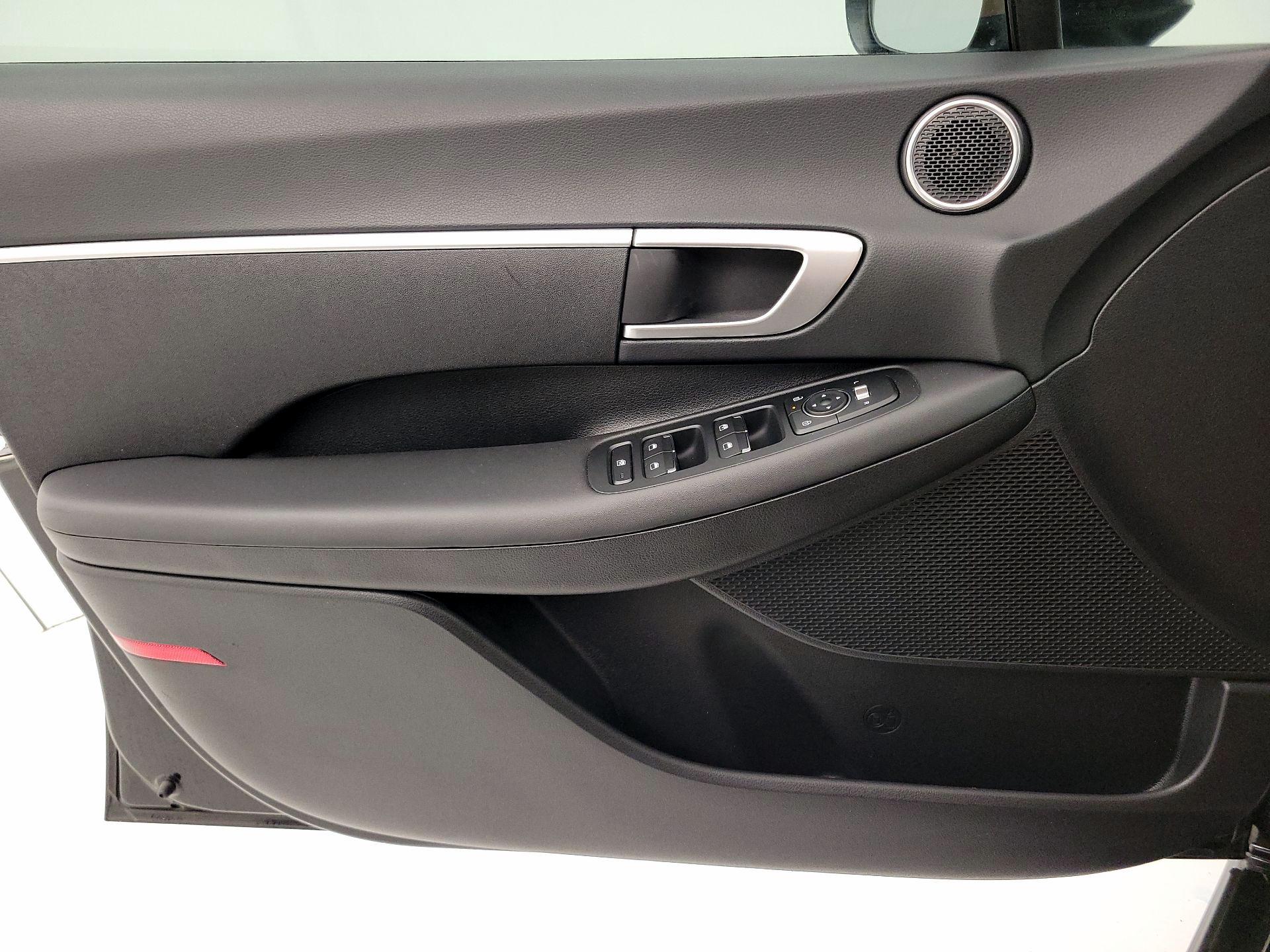 Thumbnail: 2025 Hyundai Sonata - 12