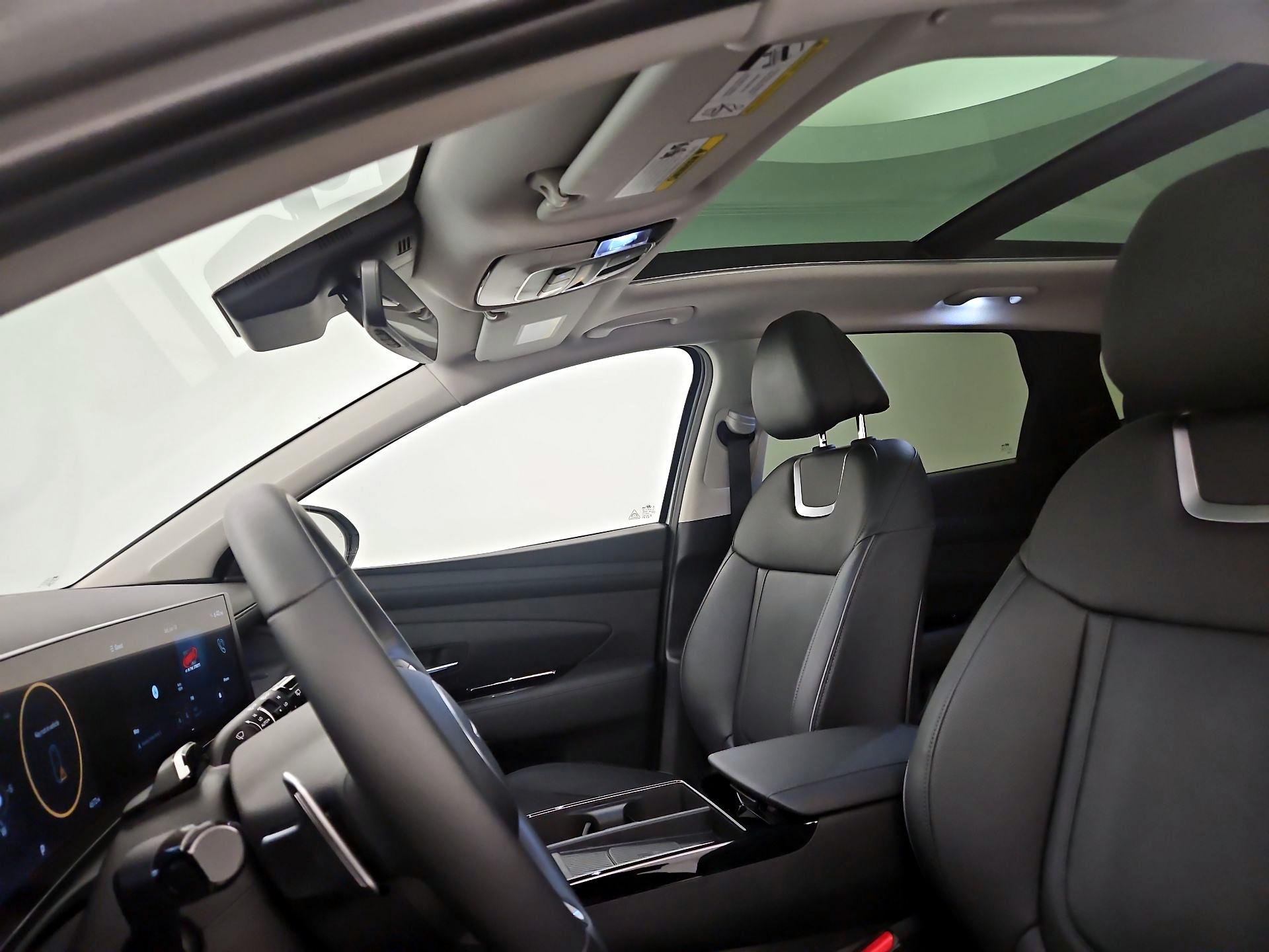 Thumbnail: 2025 Hyundai Tucson - 18