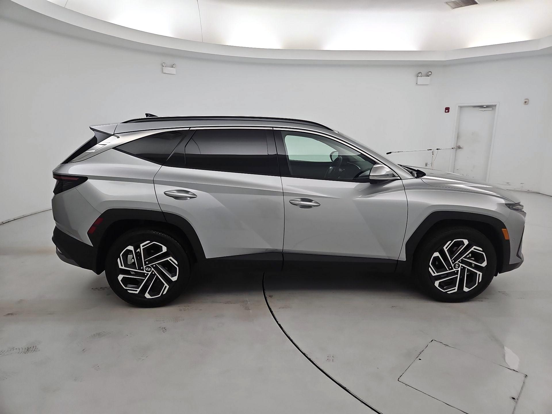 Thumbnail: 2025 Hyundai Tucson - 4