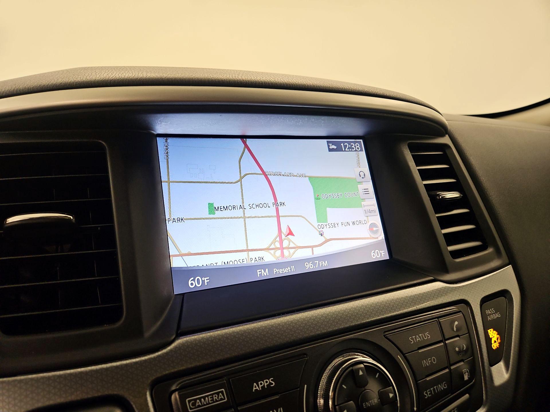 Thumbnail: 2019 Nissan Pathfinder - 12